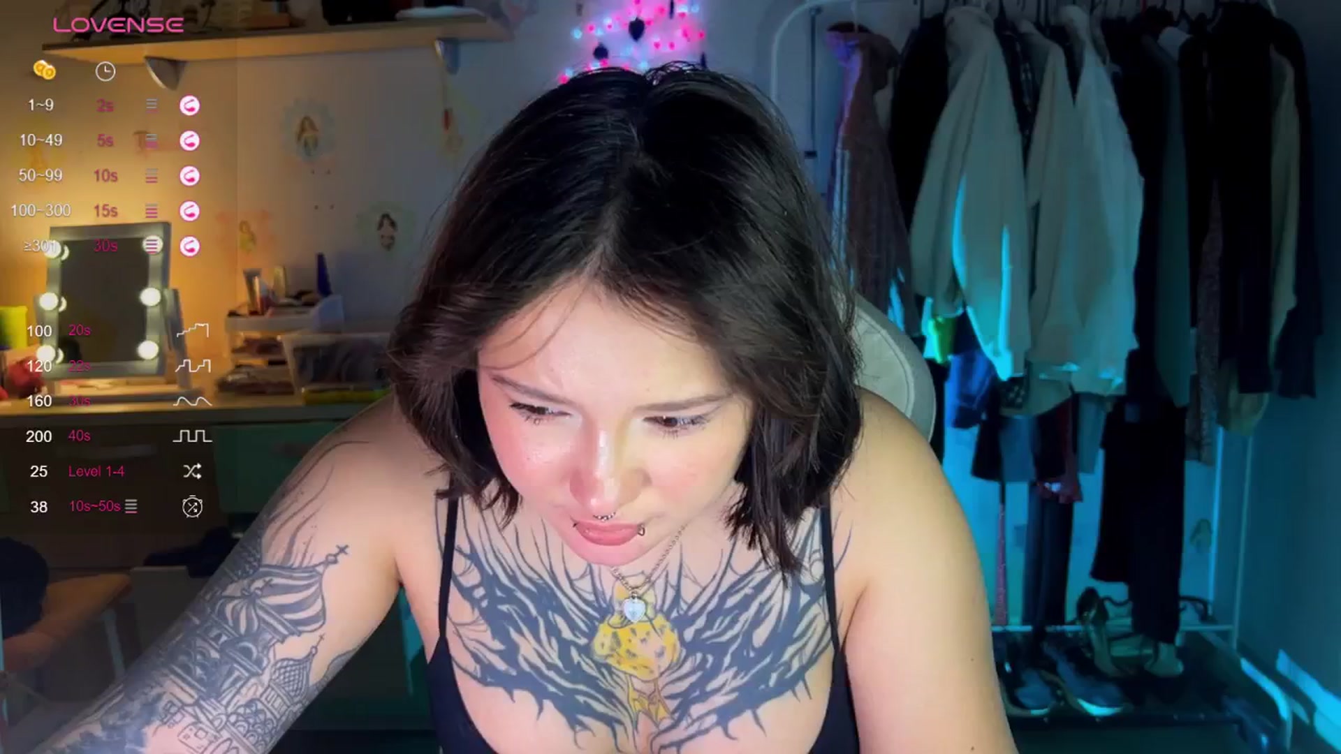Gallery image thumbnail from Littlewetgirl's myfreecams stream on, 12/06/2024, 12:38 image 15 of 20