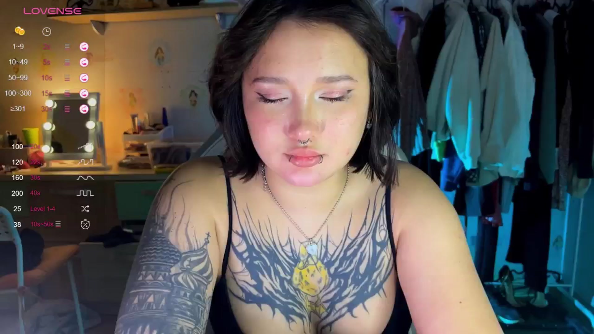 Gallery image thumbnail from Littlewetgirl's myfreecams stream on, 12/06/2024, 12:38 image 5 of 20