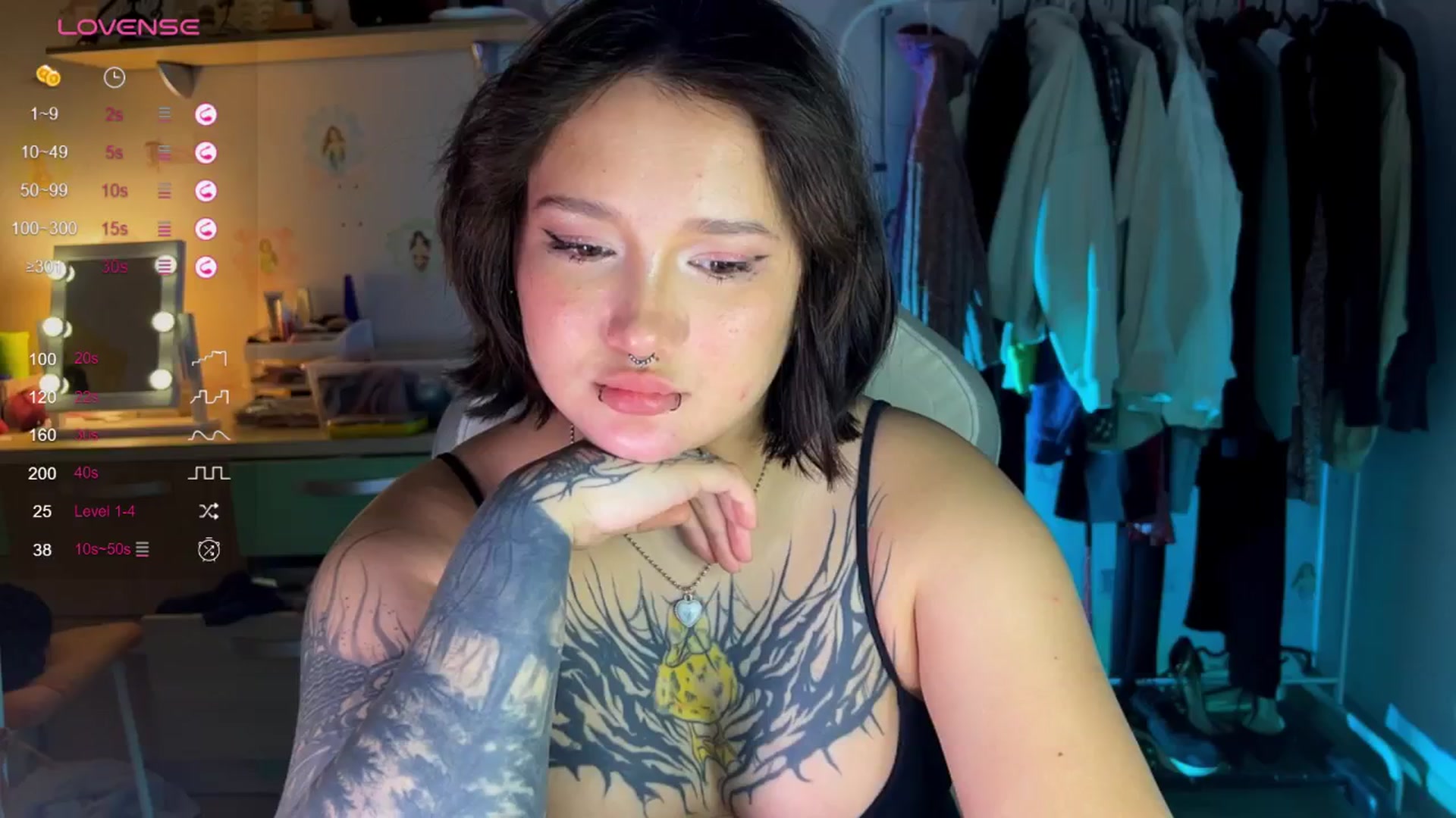 Gallery image thumbnail from Littlewetgirl's myfreecams stream on, 12/06/2024, 12:38 image 14 of 20