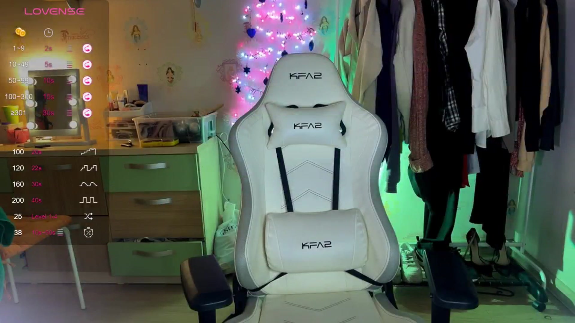 Gallery image thumbnail from Littlewetgirl's myfreecams stream on, 12/08/2024, 14:02 image 18 of 20