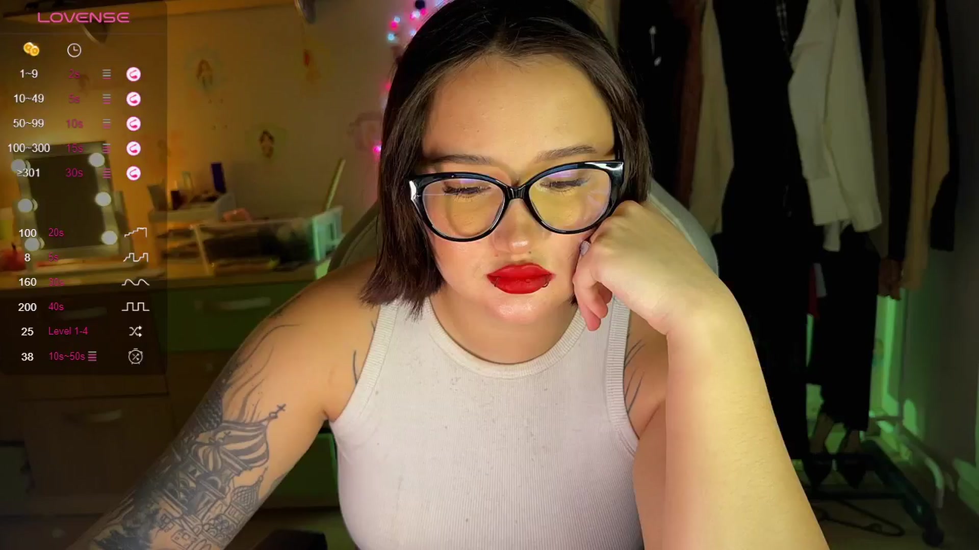 Gallery image thumbnail from Littlewetgirl's myfreecams stream on, 12/16/2024, 13:26 image 3 of 20