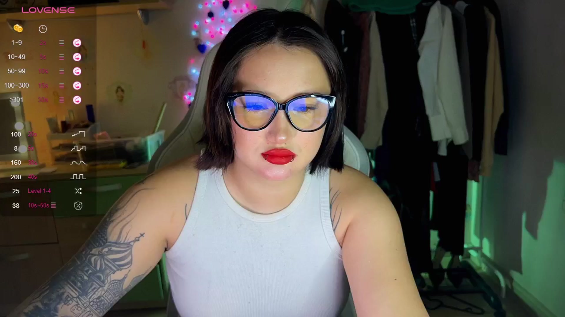 Gallery image thumbnail from Littlewetgirl's myfreecams stream on, 12/16/2024, 13:26 image 7 of 20