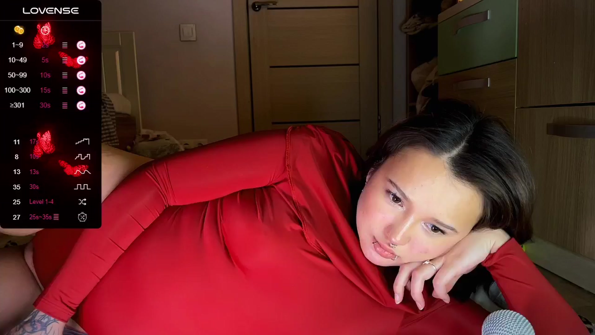 Gallery image thumbnail from Littlewetgirl's myfreecams stream on, 12/30/2024, 09:33 image 16 of 20