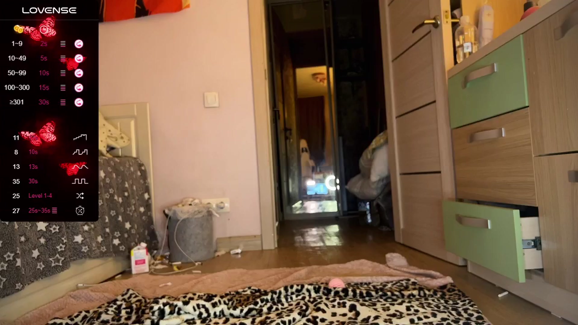Gallery image thumbnail from Littlewetgirl's myfreecams stream on, 01/03/2025, 10:06 image 19 of 20