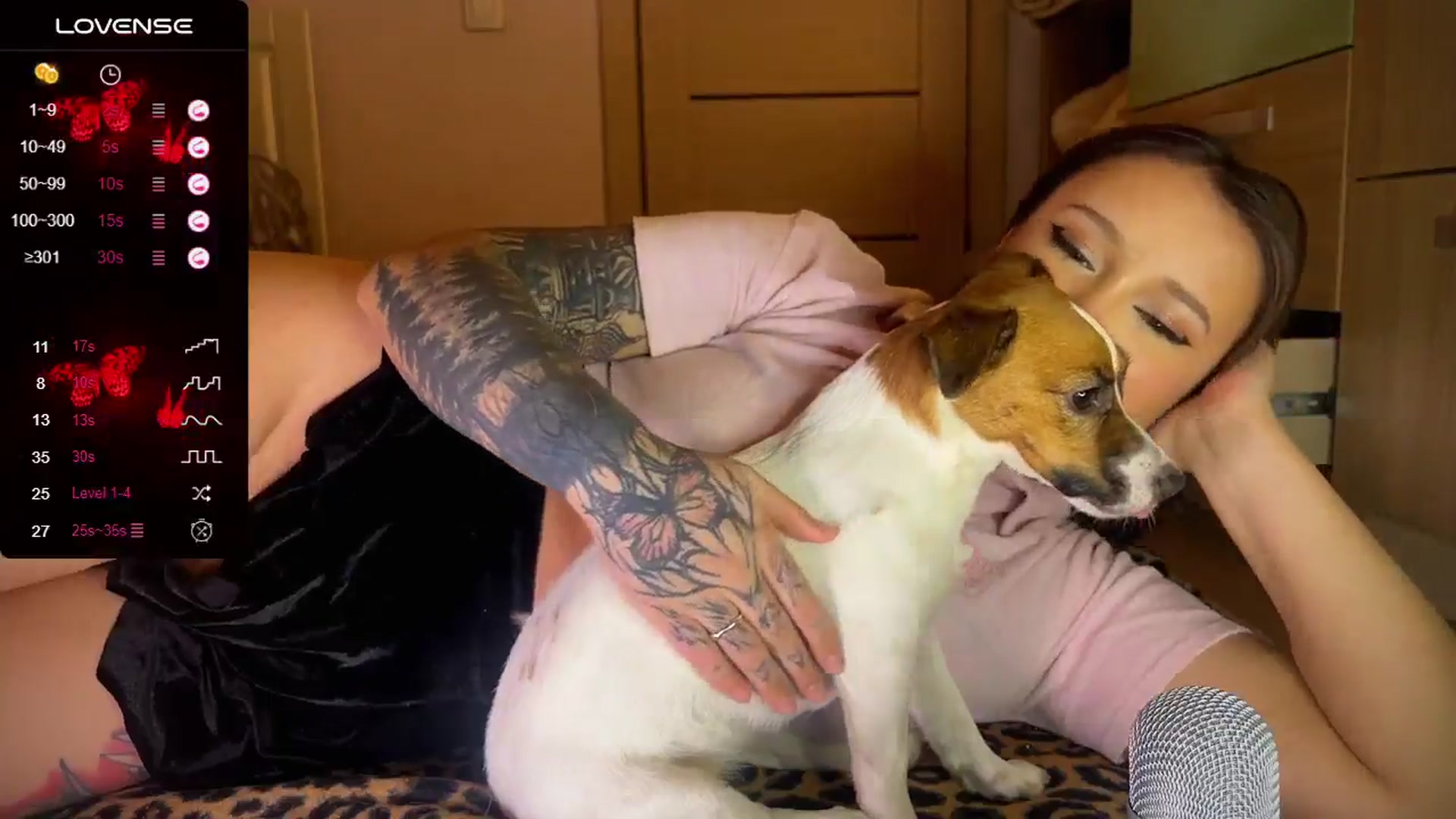 Gallery image thumbnail from Littlewetgirl's myfreecams stream on, 01/05/2025, 12:41 image 8 of 20