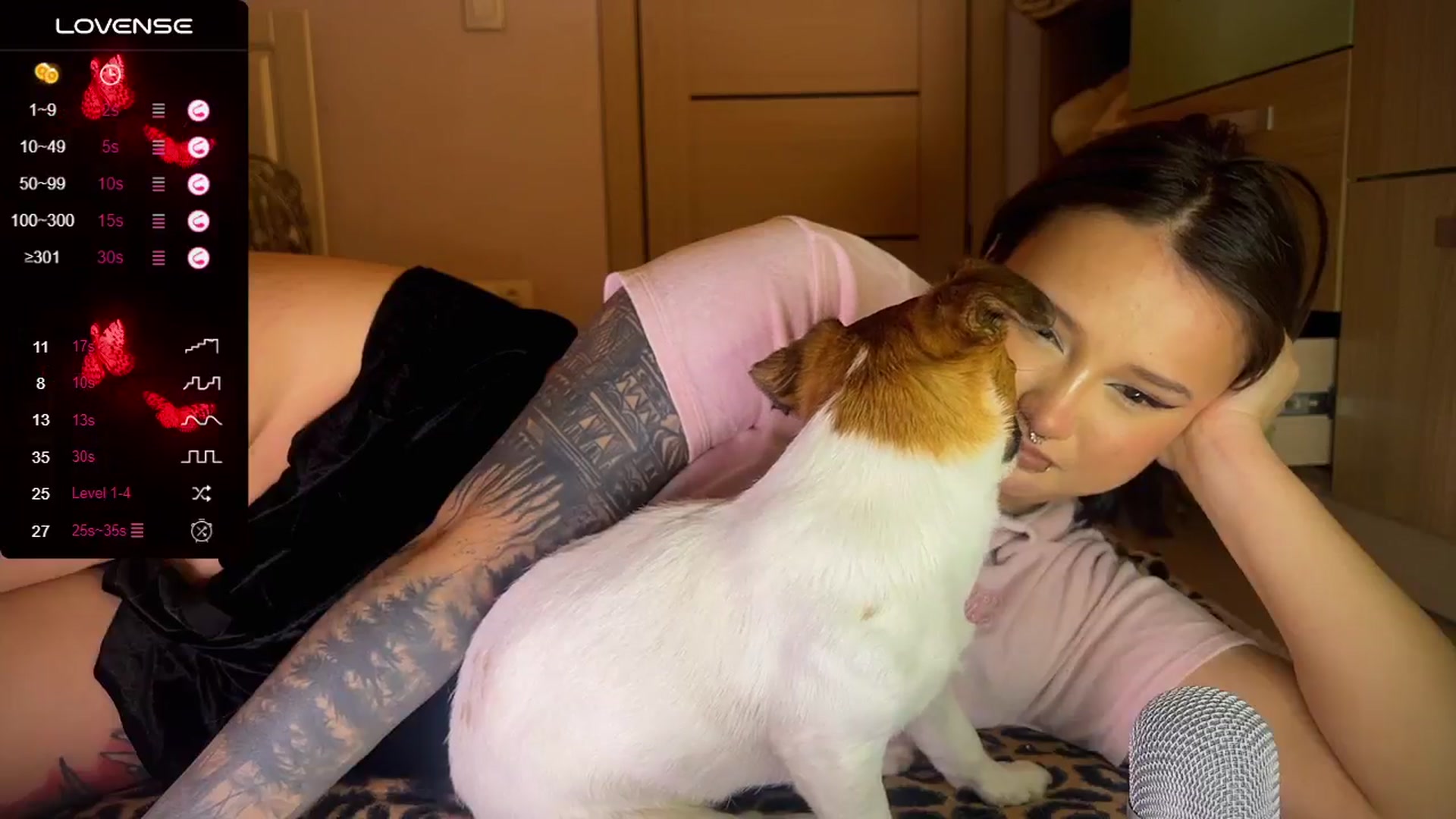 Gallery image thumbnail from Littlewetgirl's myfreecams stream on, 01/05/2025, 12:41 image 9 of 20