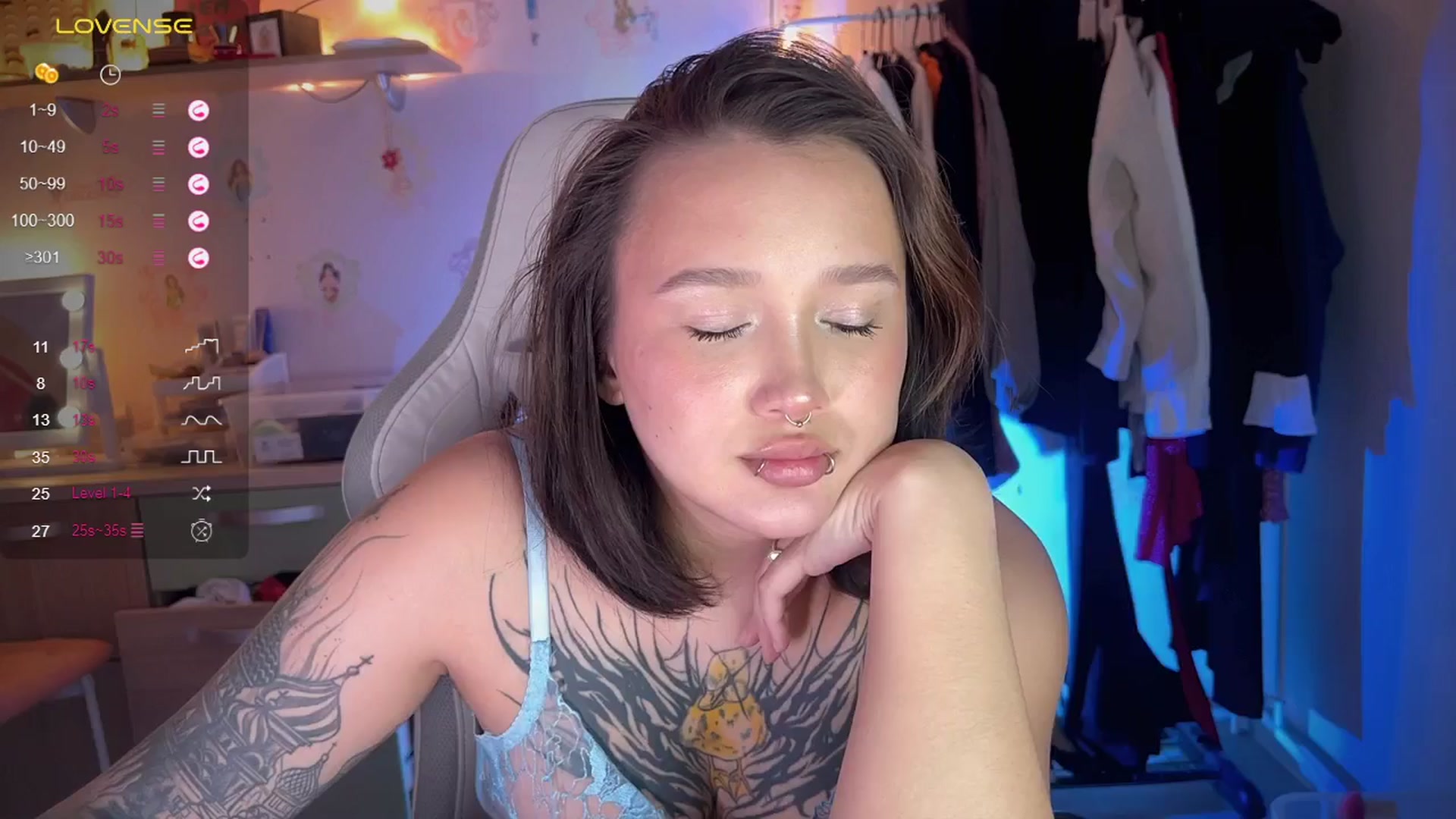 Gallery image thumbnail from Littlewetgirl's myfreecams stream on, 05/16/2025, 17:32 image 15 of 20