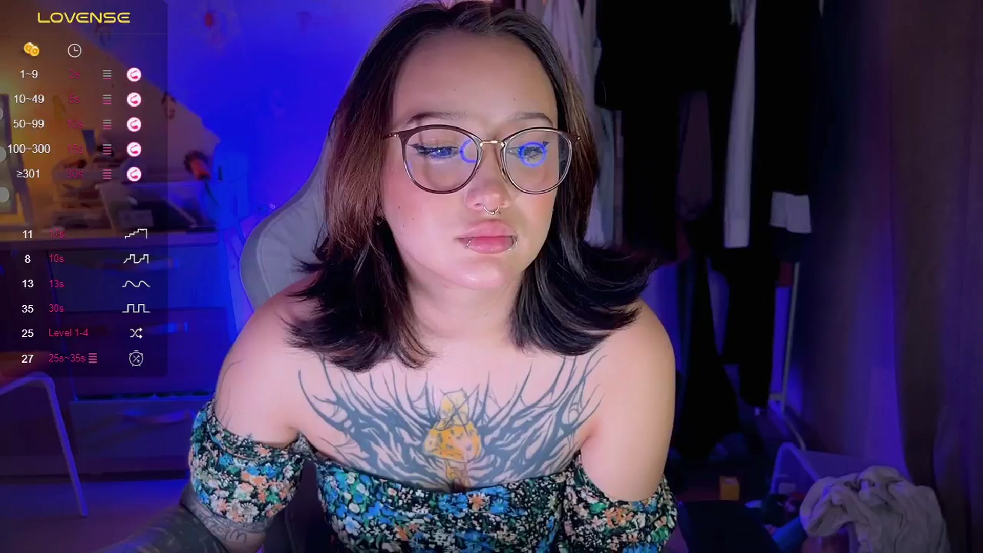 Gallery image thumbnail from Littlewetgirl's myfreecams stream on, 06/17/2025, 16:25 image 2 of 20