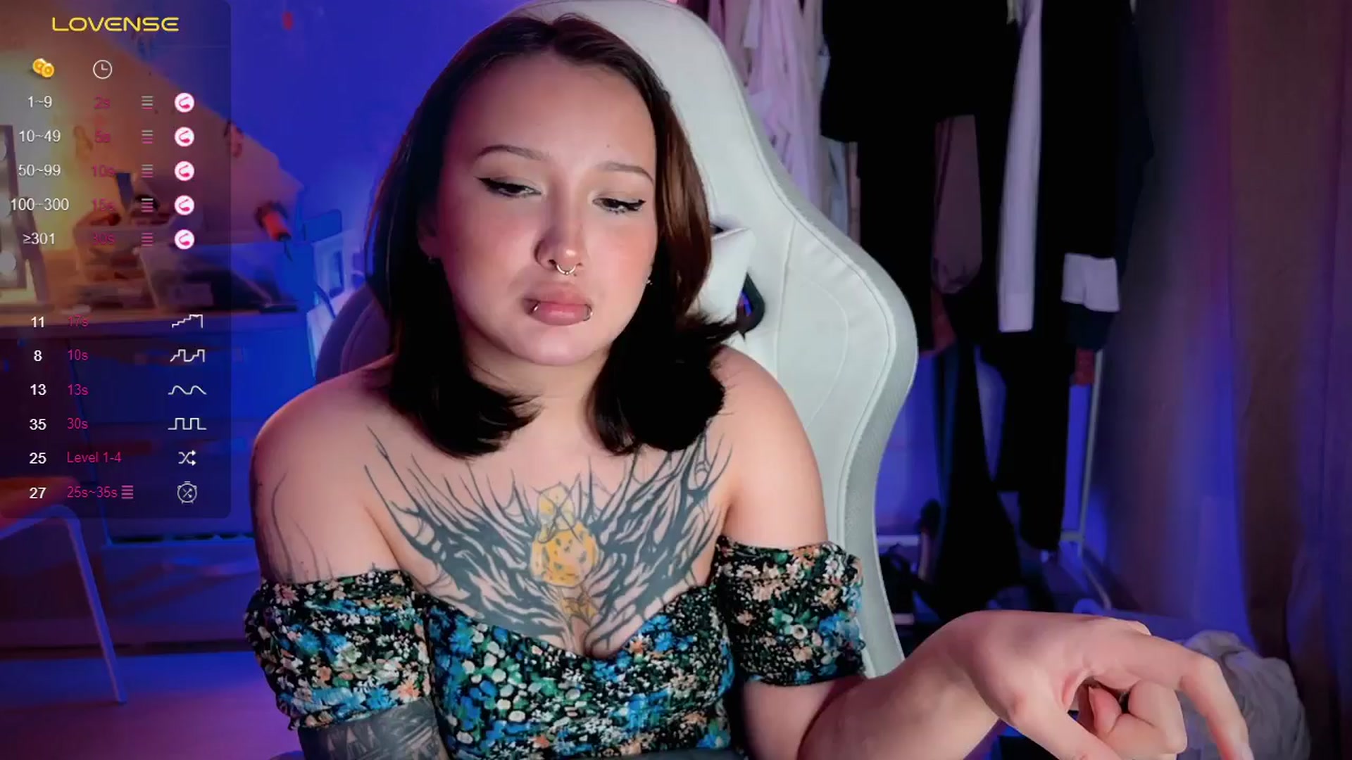 Gallery image thumbnail from Littlewetgirl's myfreecams stream on, 06/17/2025, 16:25 image 17 of 20