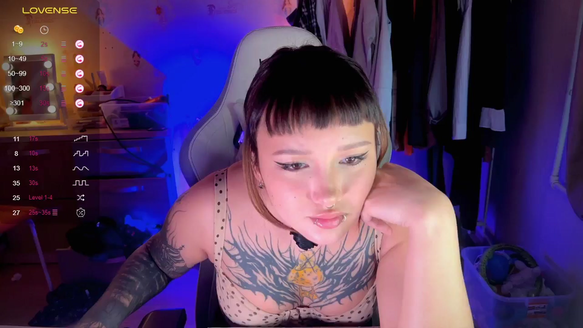 Gallery image thumbnail from Littlewetgirl's myfreecams stream on, 06/21/2025, 13:22 image 8 of 20