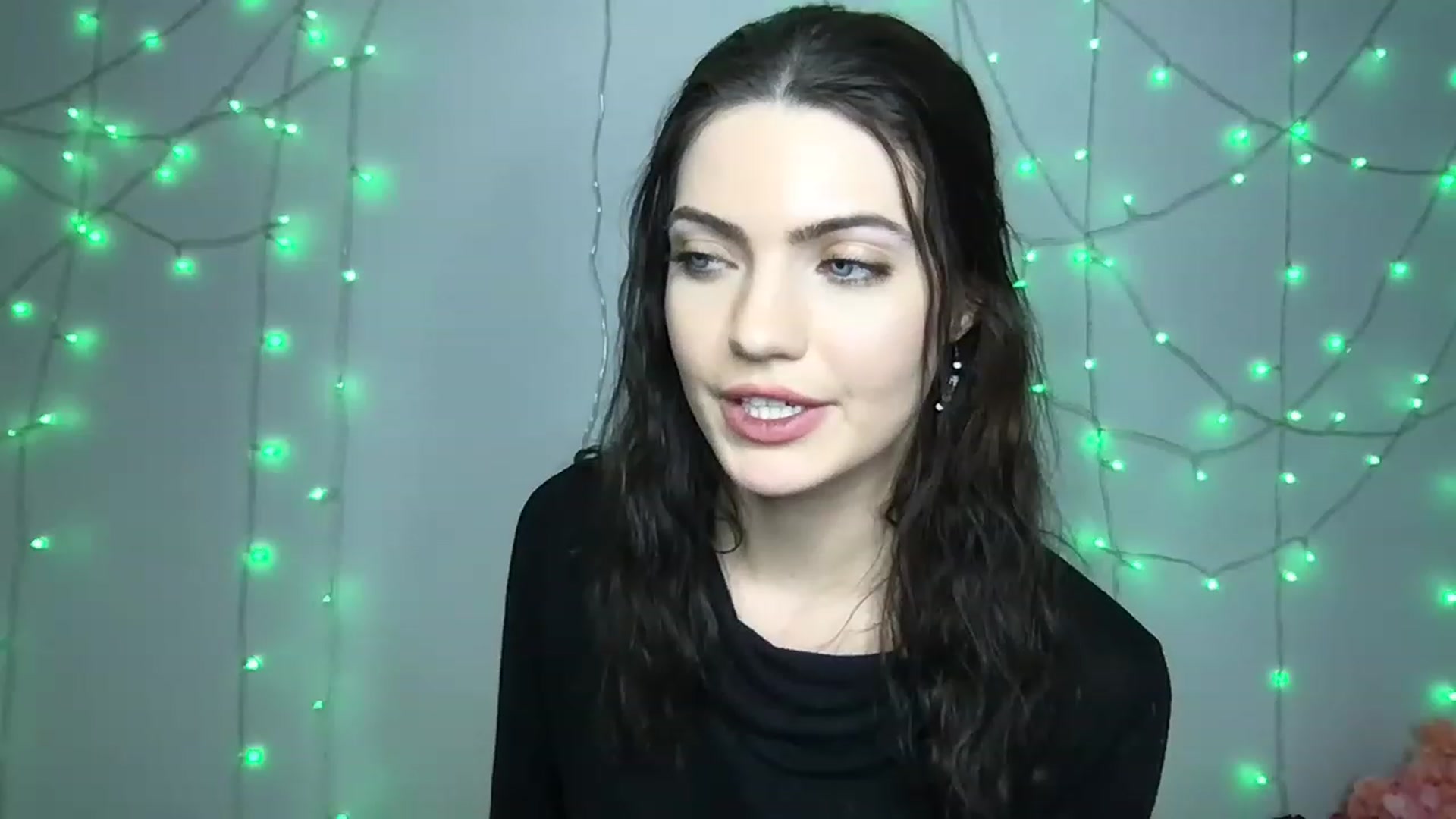 Gallery image thumbnail from LivGrey's myfreecams stream on, 11/29/2022, 06:11 image 19 of 20