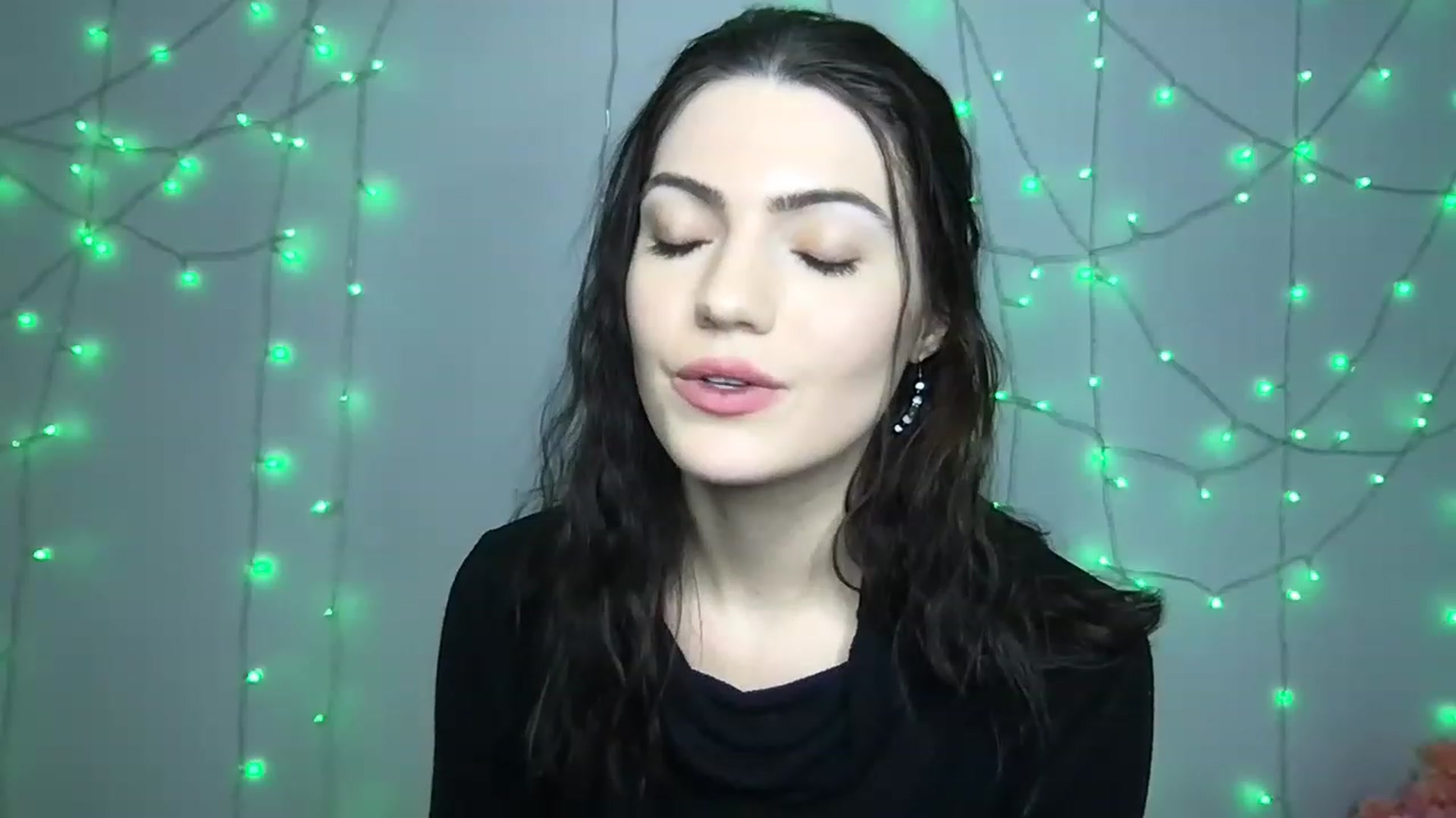 Gallery image thumbnail from LivGrey's myfreecams stream on, 11/29/2022, 06:11 image 9 of 20