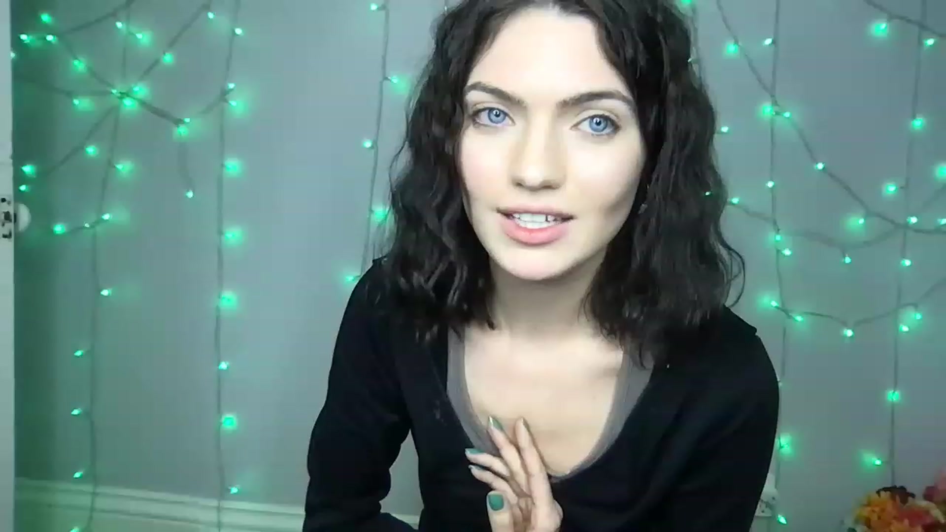Gallery image thumbnail from LivGrey's myfreecams stream on, 12/07/2022, 06:27 image 10 of 20