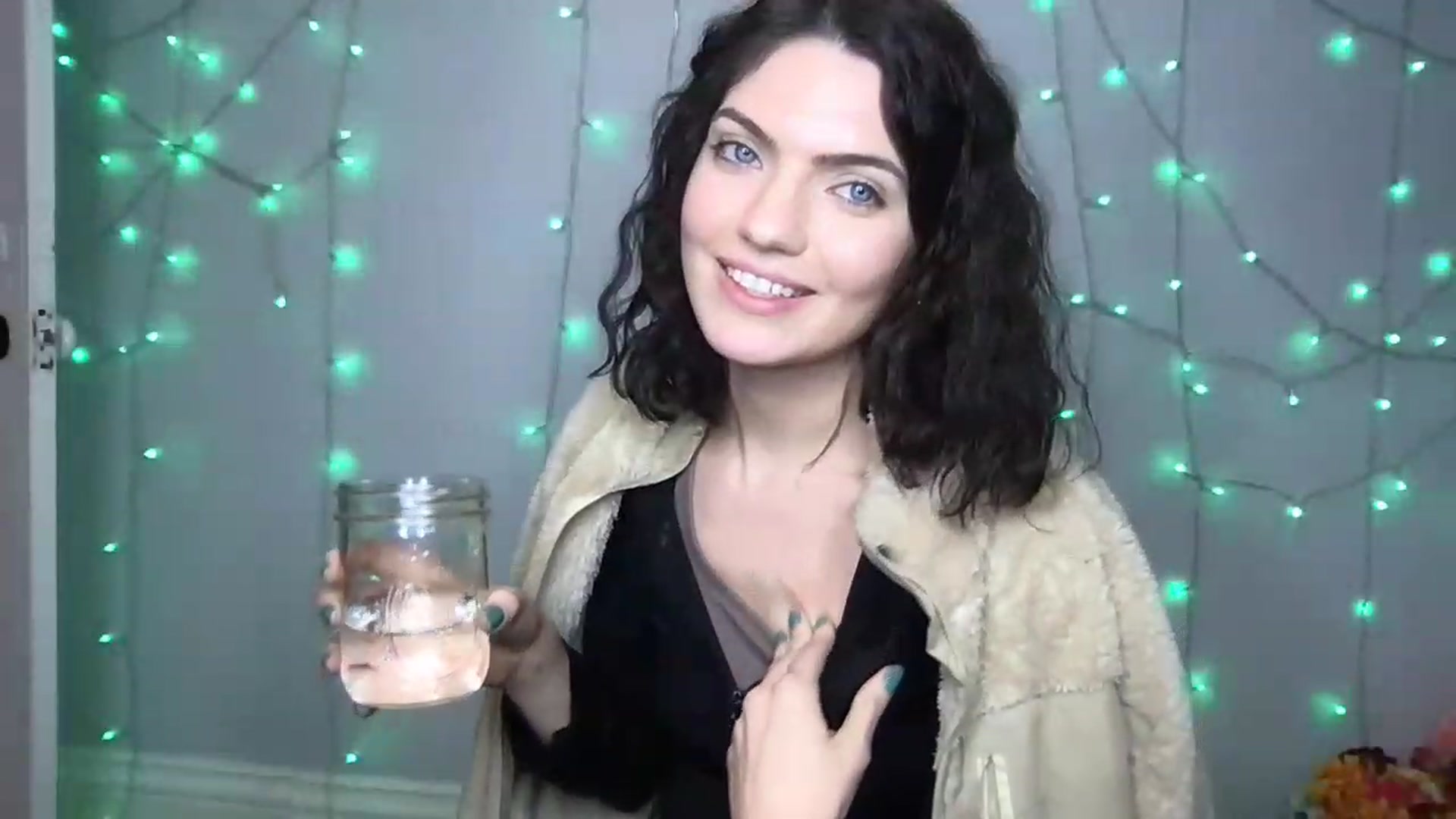 Gallery image thumbnail from LivGrey's myfreecams stream on, 12/07/2022, 06:27 image 18 of 20