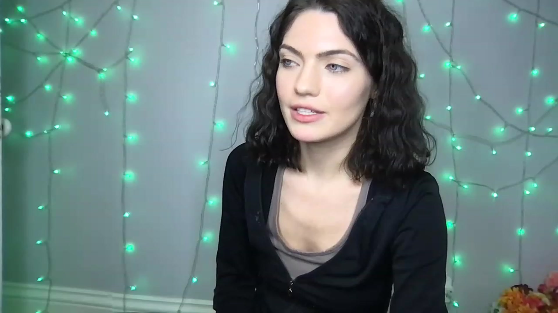 Gallery image thumbnail from LivGrey's myfreecams stream on, 12/07/2022, 06:27 image 9 of 20