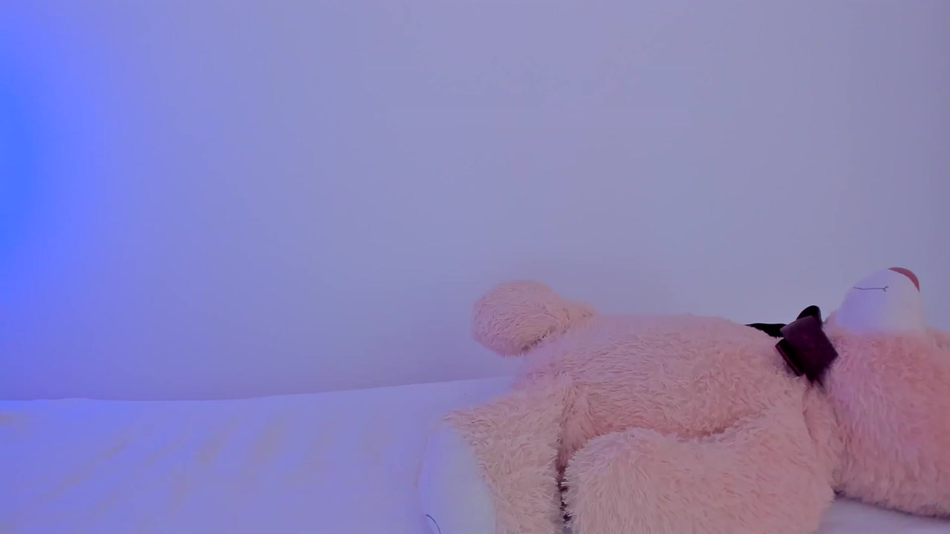 Gallery image thumbnail from LivM_'s myfreecams stream on, 11/16/2023, 09:03 image 12 of 20