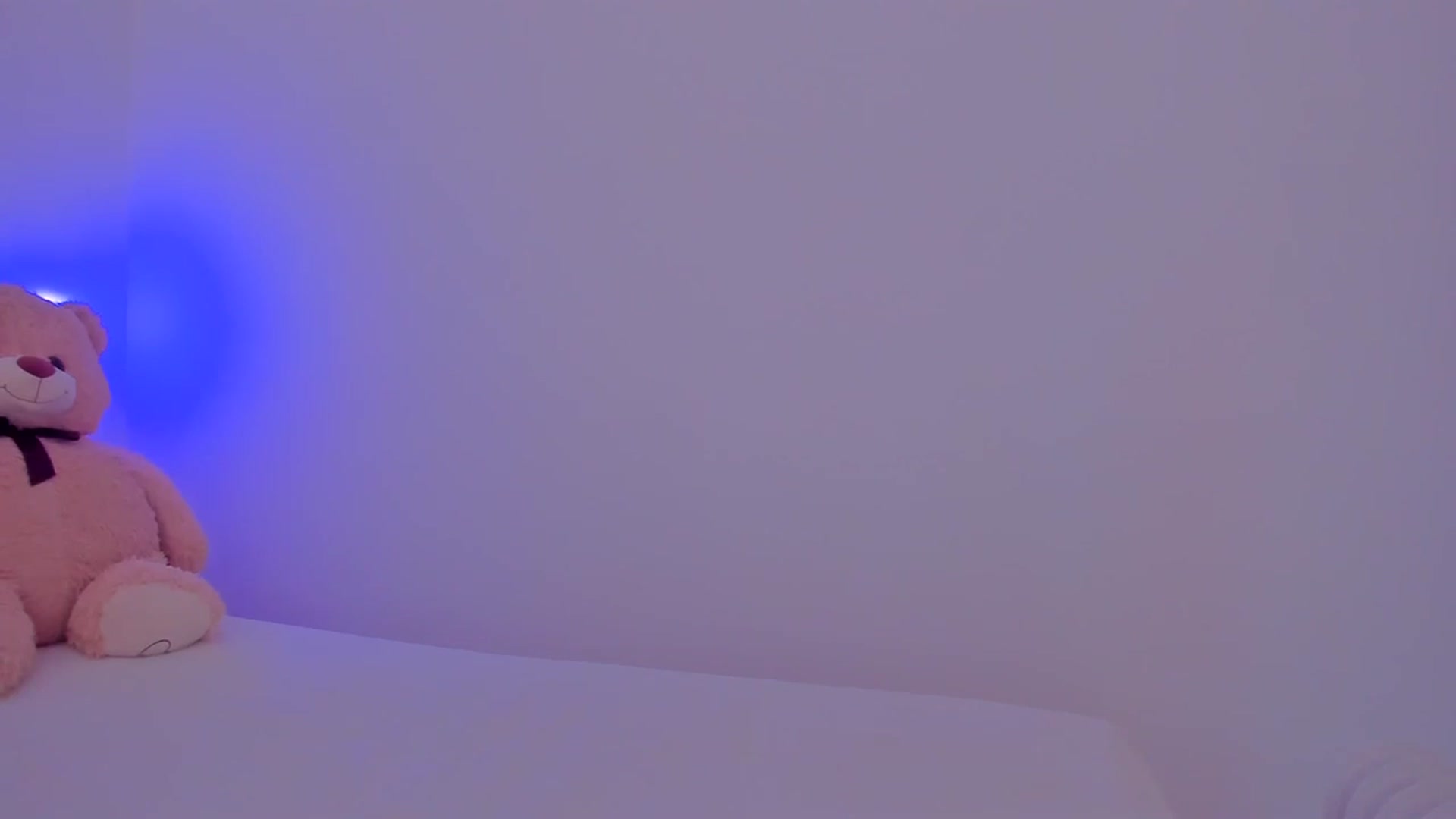 Gallery image thumbnail from LivM_'s myfreecams stream on, 11/27/2023, 09:07 image 18 of 20