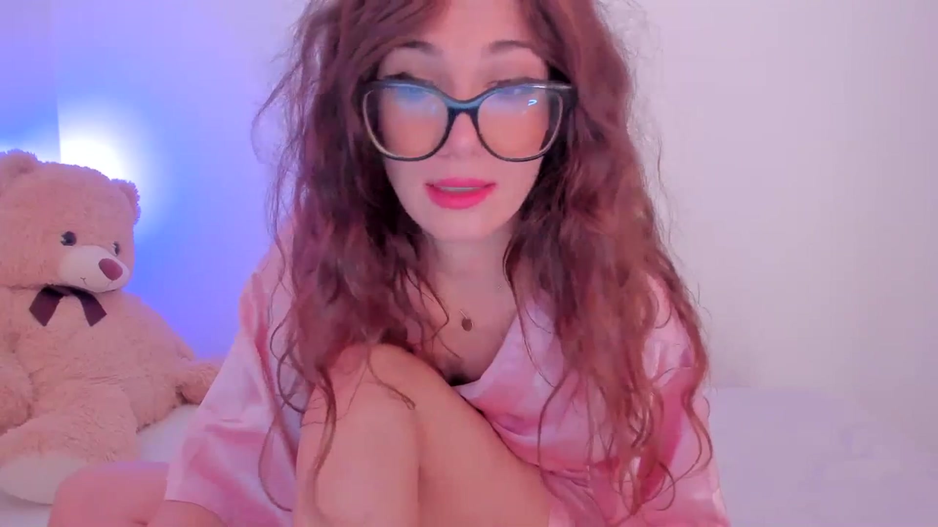 Gallery image thumbnail from LivM_'s myfreecams stream on, 11/30/2023, 09:14 image 19 of 20