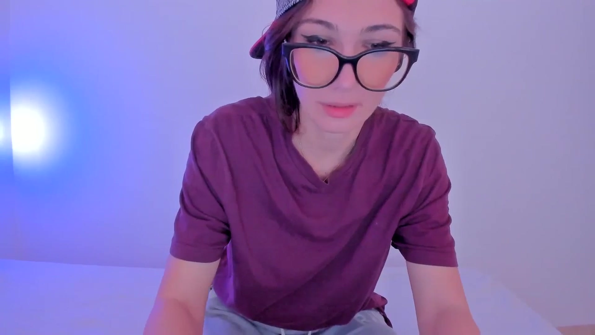 Gallery image thumbnail from LivM_'s myfreecams stream on, 12/08/2023, 09:15 image 8 of 20