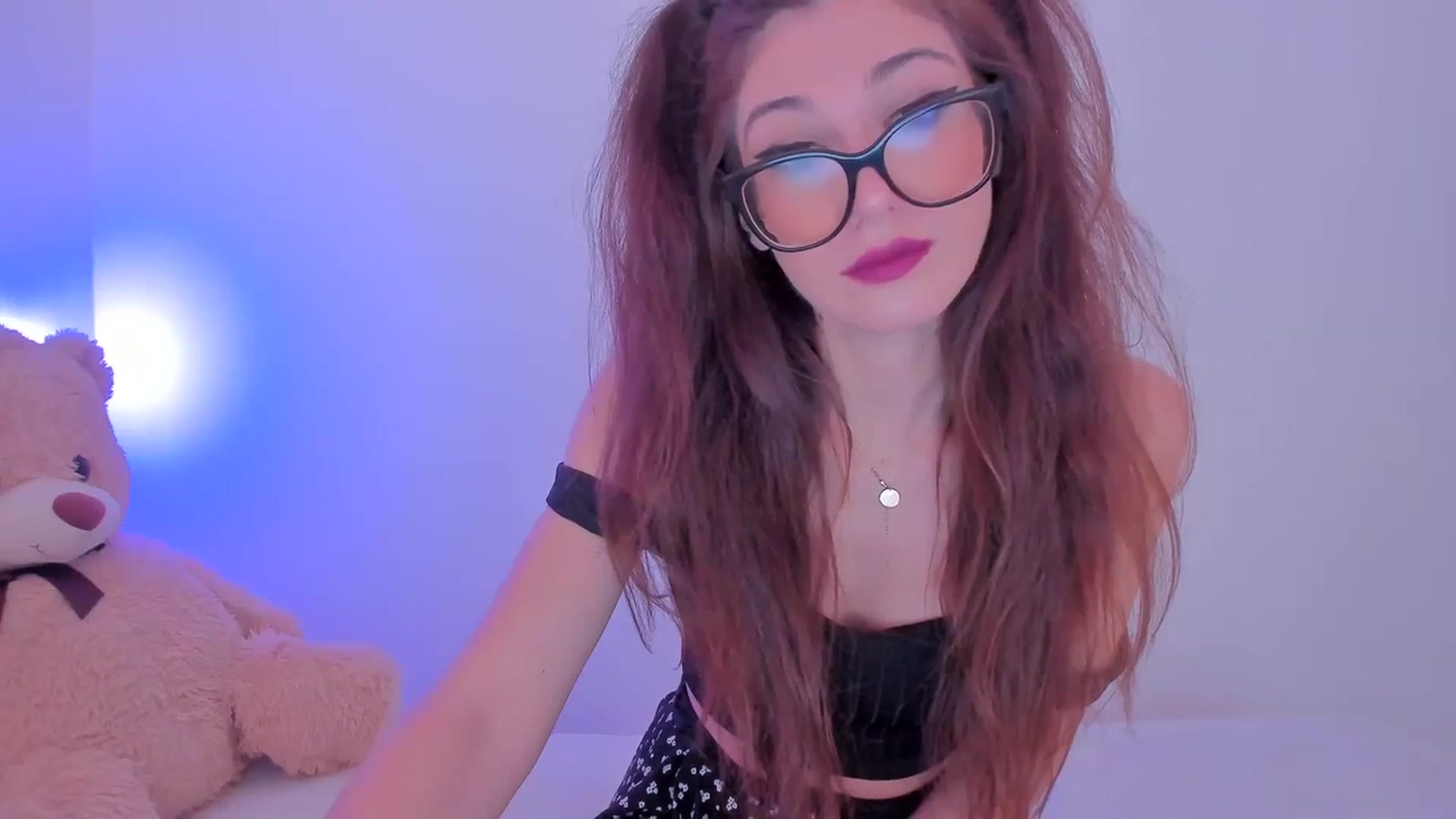 Gallery image thumbnail from LivM_'s myfreecams stream on, 12/11/2023, 08:24 image 13 of 20