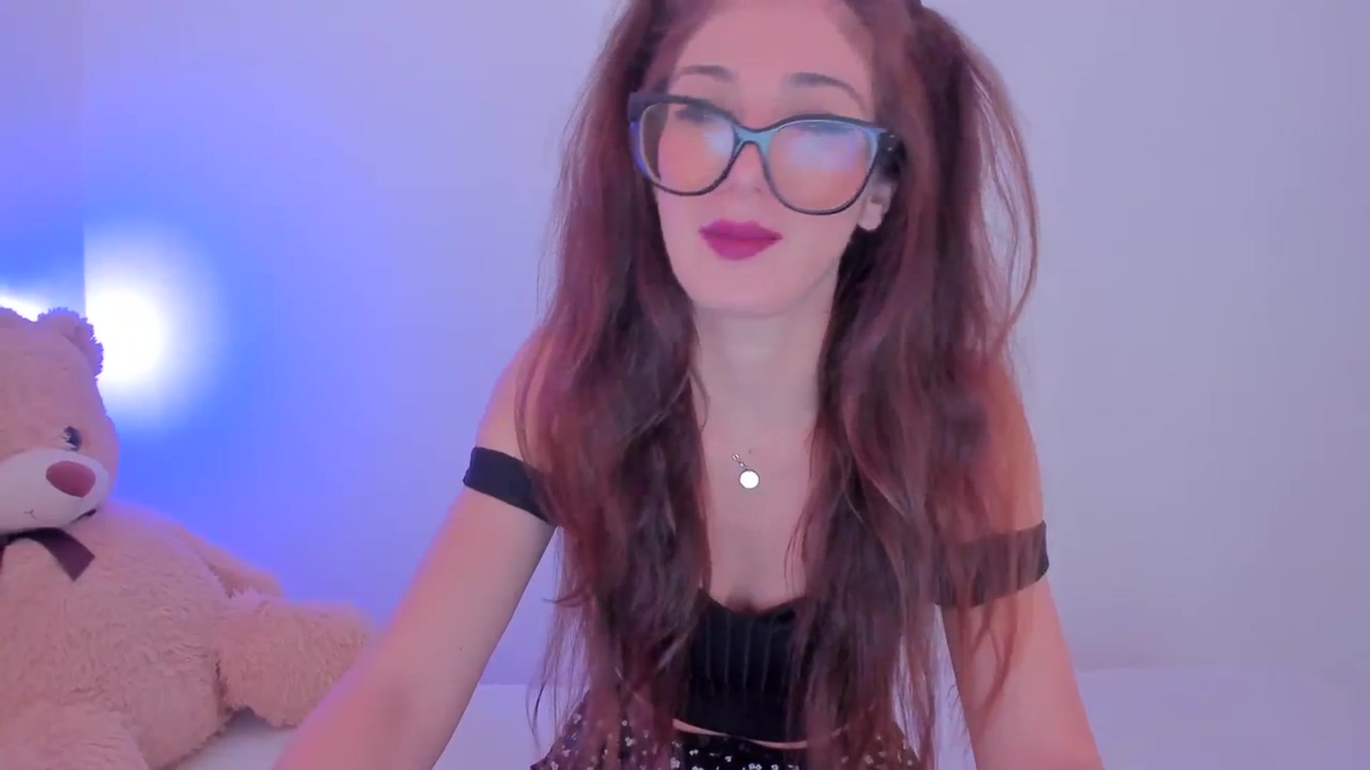 Gallery image thumbnail from LivM_'s myfreecams stream on, 12/11/2023, 08:24 image 17 of 20