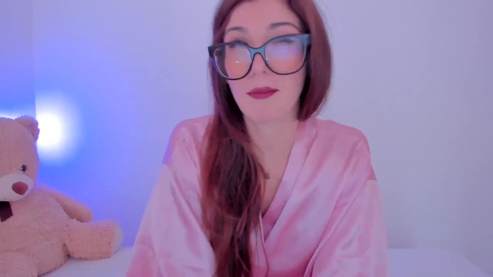 Gallery image thumbnail from LivM_'s myfreecams stream on, 12/15/2023, 08:54 image 20 of 20