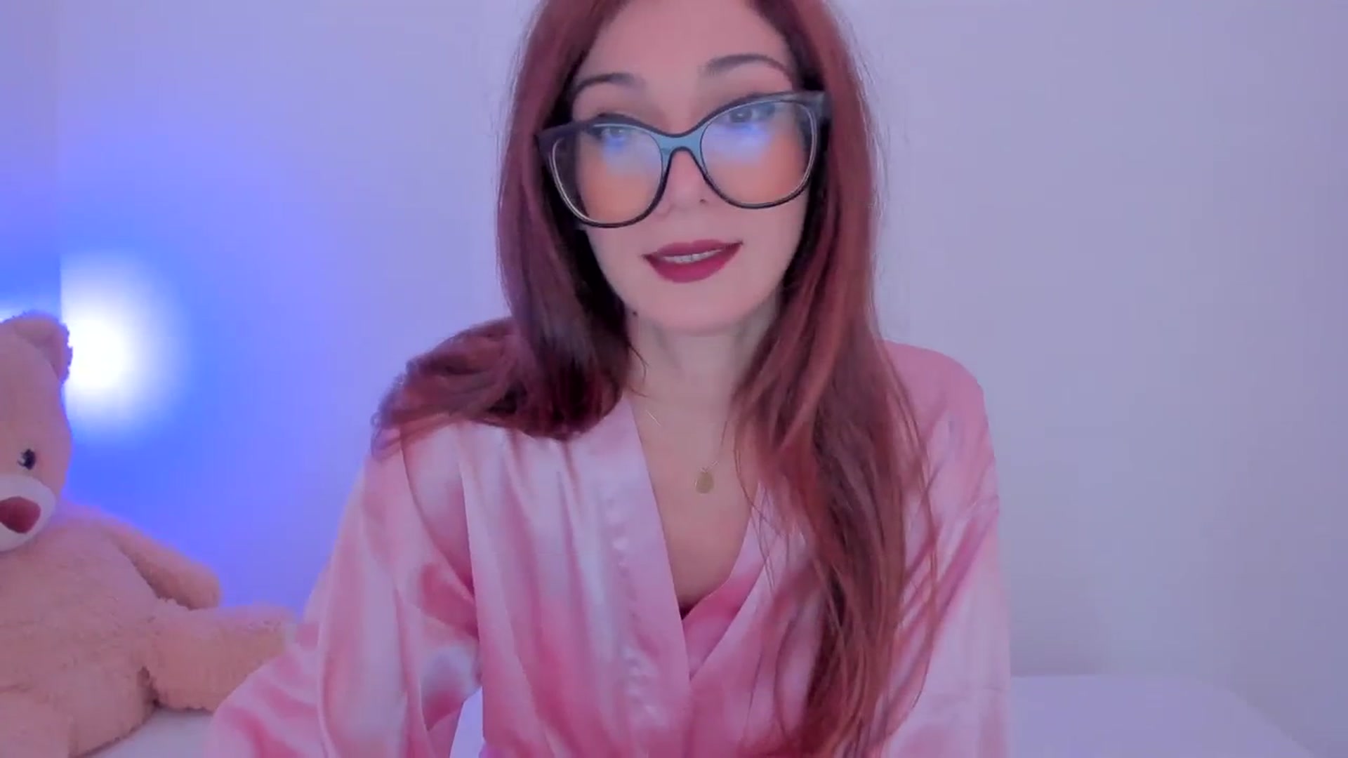 Gallery image thumbnail from LivM_'s myfreecams stream on, 12/15/2023, 08:54 image 5 of 20