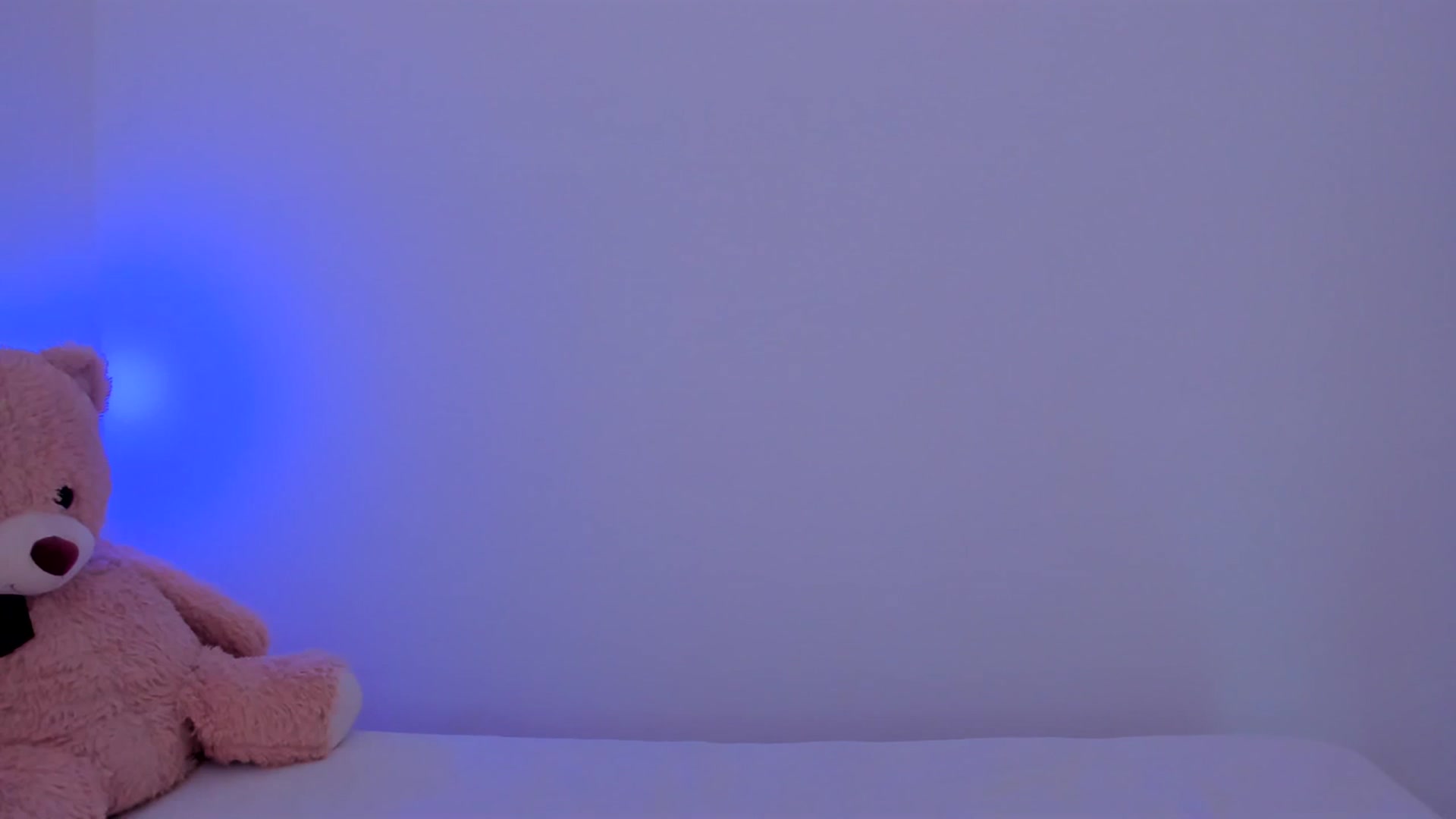 Gallery image thumbnail from LivM_'s myfreecams stream on, 12/15/2023, 08:54 image 2 of 20