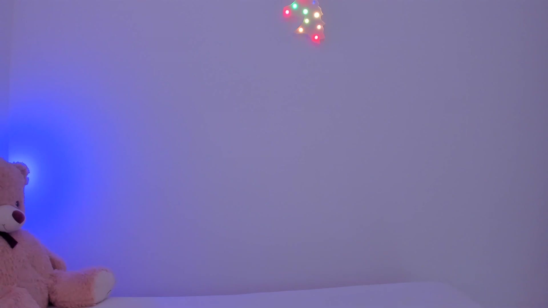 Gallery image thumbnail from LivM_'s myfreecams stream on, 12/22/2023, 09:05 image 3 of 20