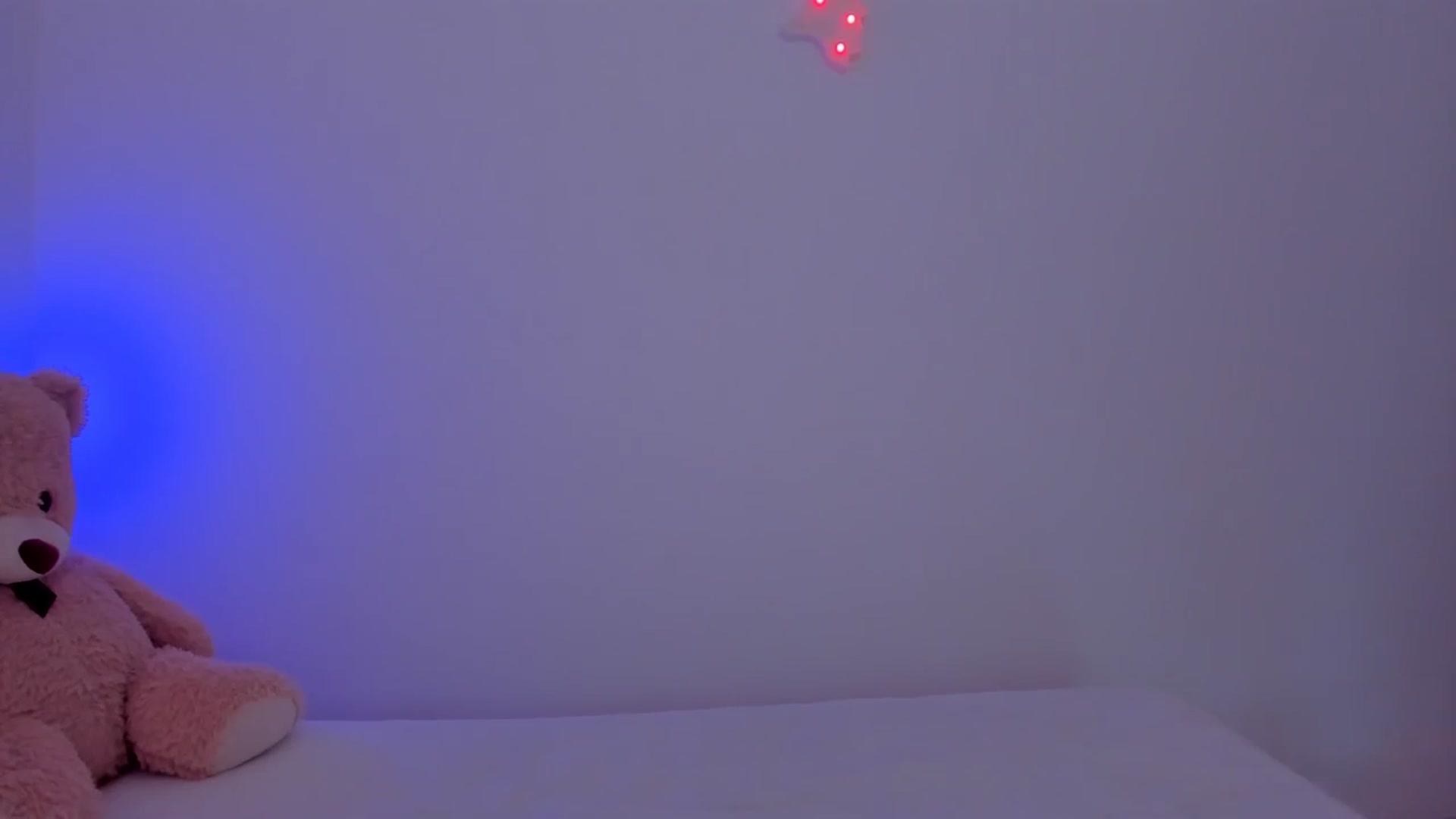 Gallery image thumbnail from LivM_'s myfreecams stream on, 12/31/2023, 10:07 image 9 of 20