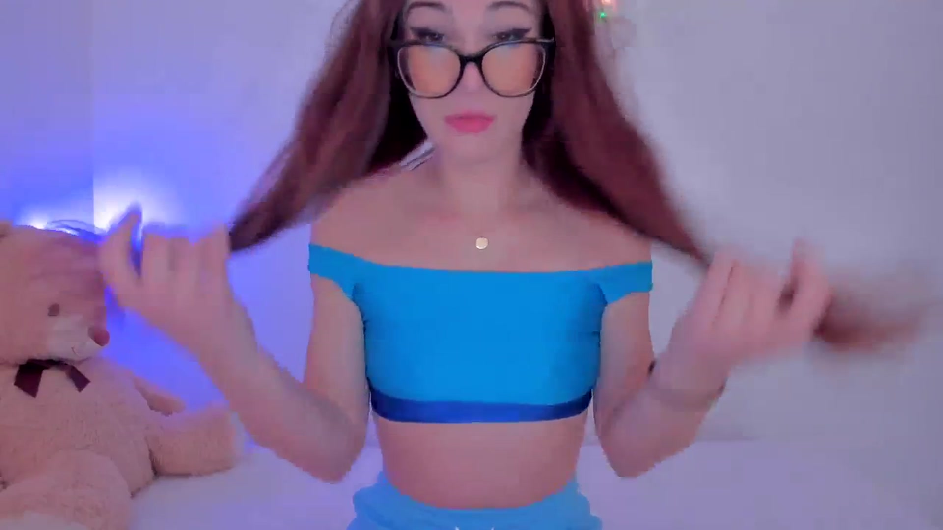 Gallery image thumbnail from LivM_'s myfreecams stream on, 01/02/2024, 09:29 image 10 of 20