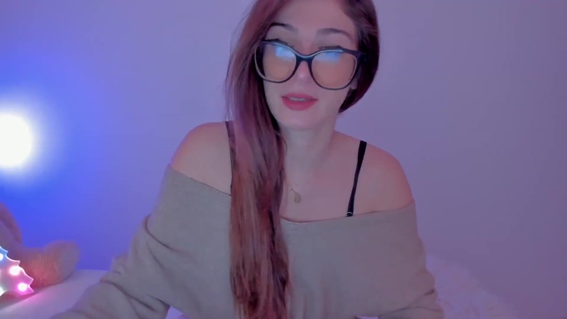 Gallery image thumbnail from LivM_'s myfreecams stream on, 01/17/2024, 08:08 image 3 of 20