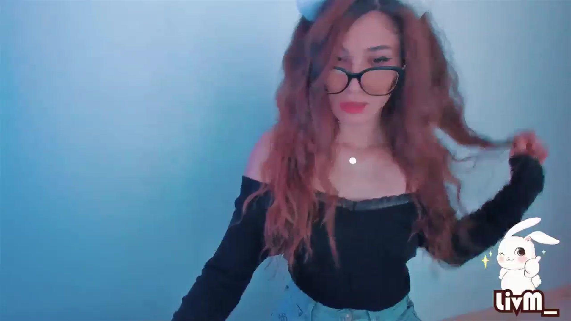 Gallery image thumbnail from LivM_'s myfreecams stream on, 03/11/2024, 08:36 image 10 of 20