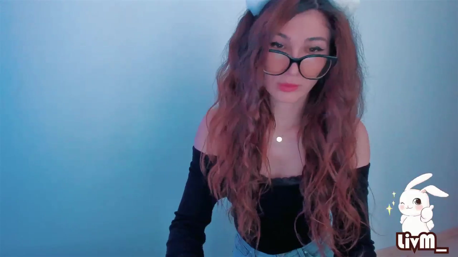 Gallery image thumbnail from LivM_'s myfreecams stream on, 03/11/2024, 08:36 image 13 of 20