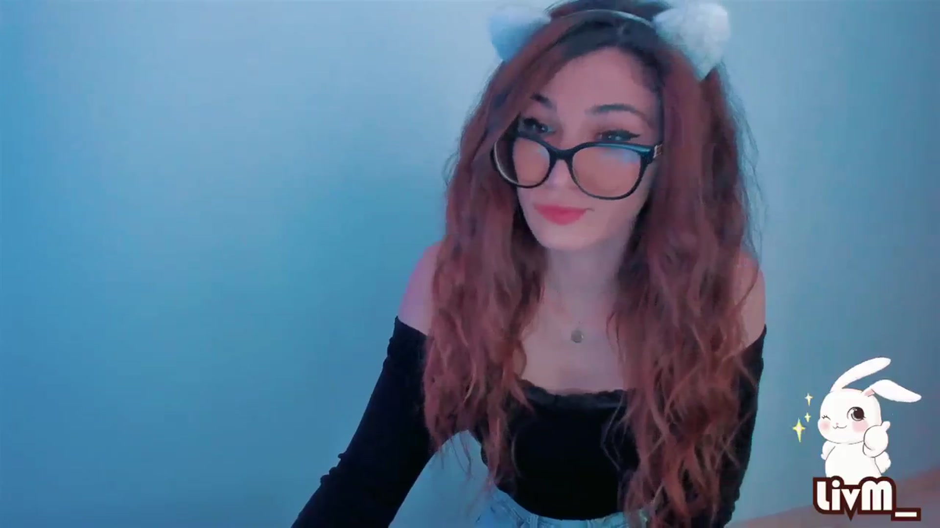 Gallery image thumbnail from LivM_'s myfreecams stream on, 03/11/2024, 08:36 image 5 of 20
