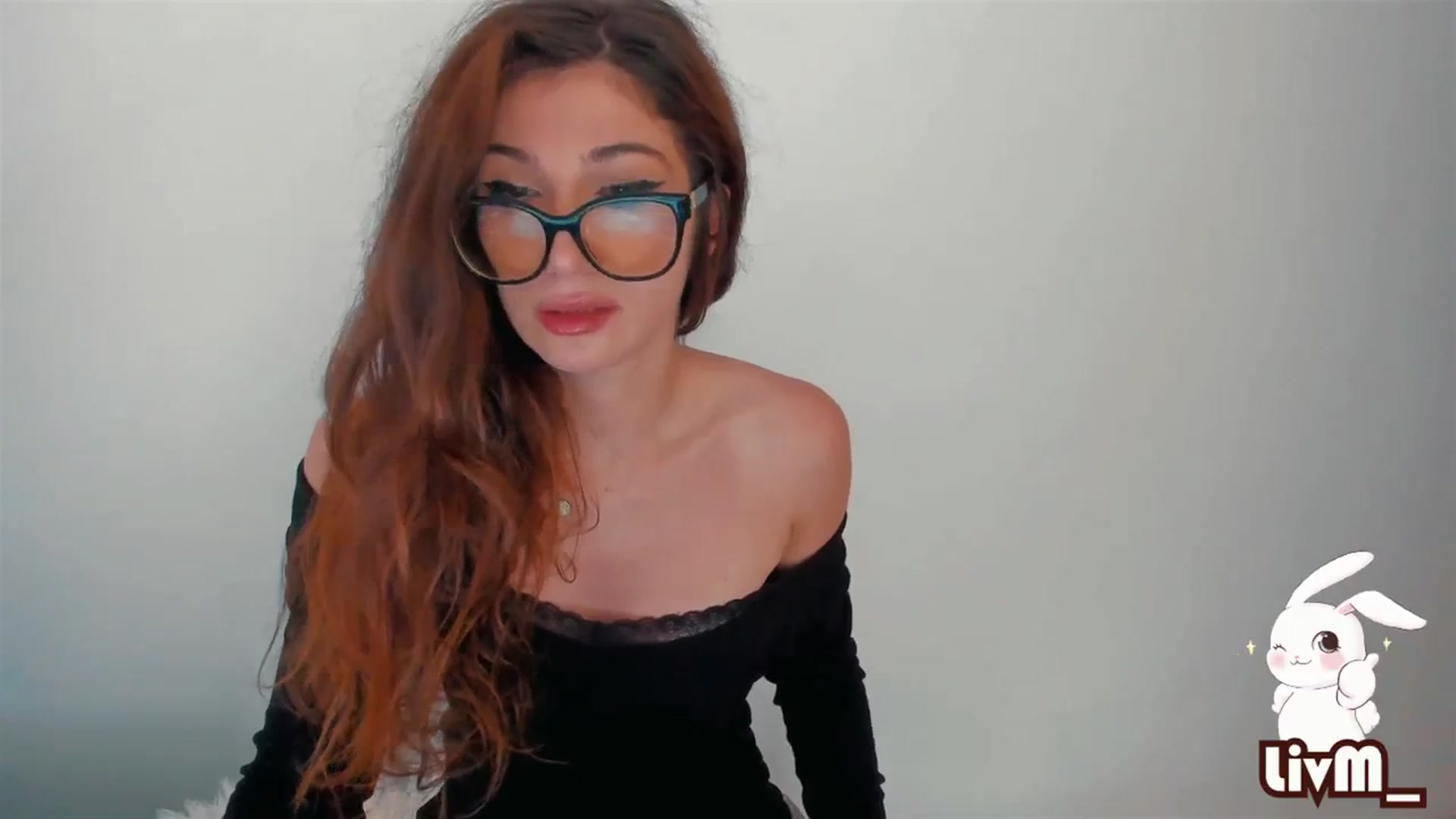 Gallery image thumbnail from LivM_'s myfreecams stream on, 03/17/2024, 08:44 image 18 of 20