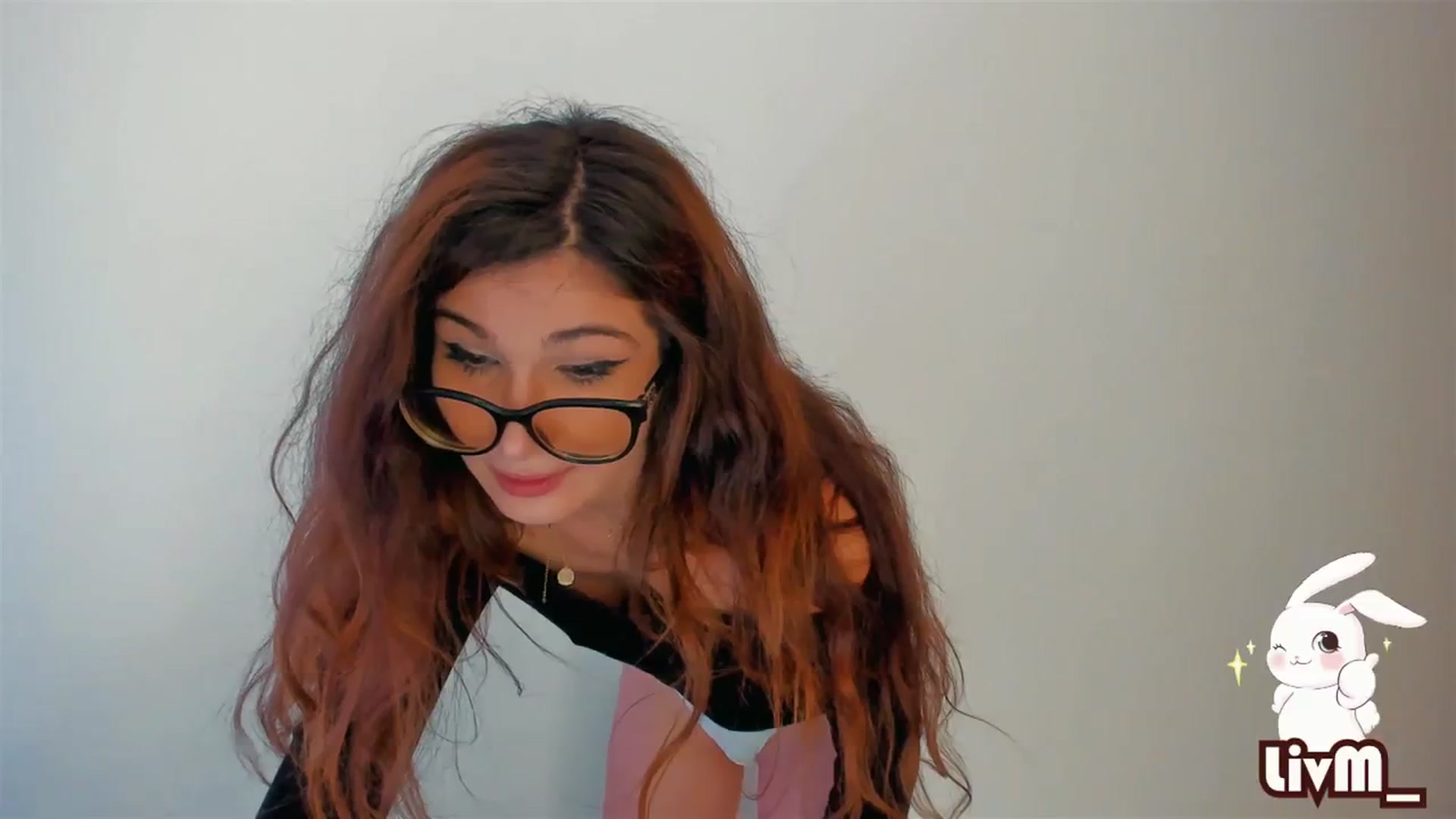 Gallery image thumbnail from LivM_'s myfreecams stream on, 03/17/2024, 08:44 image 13 of 20