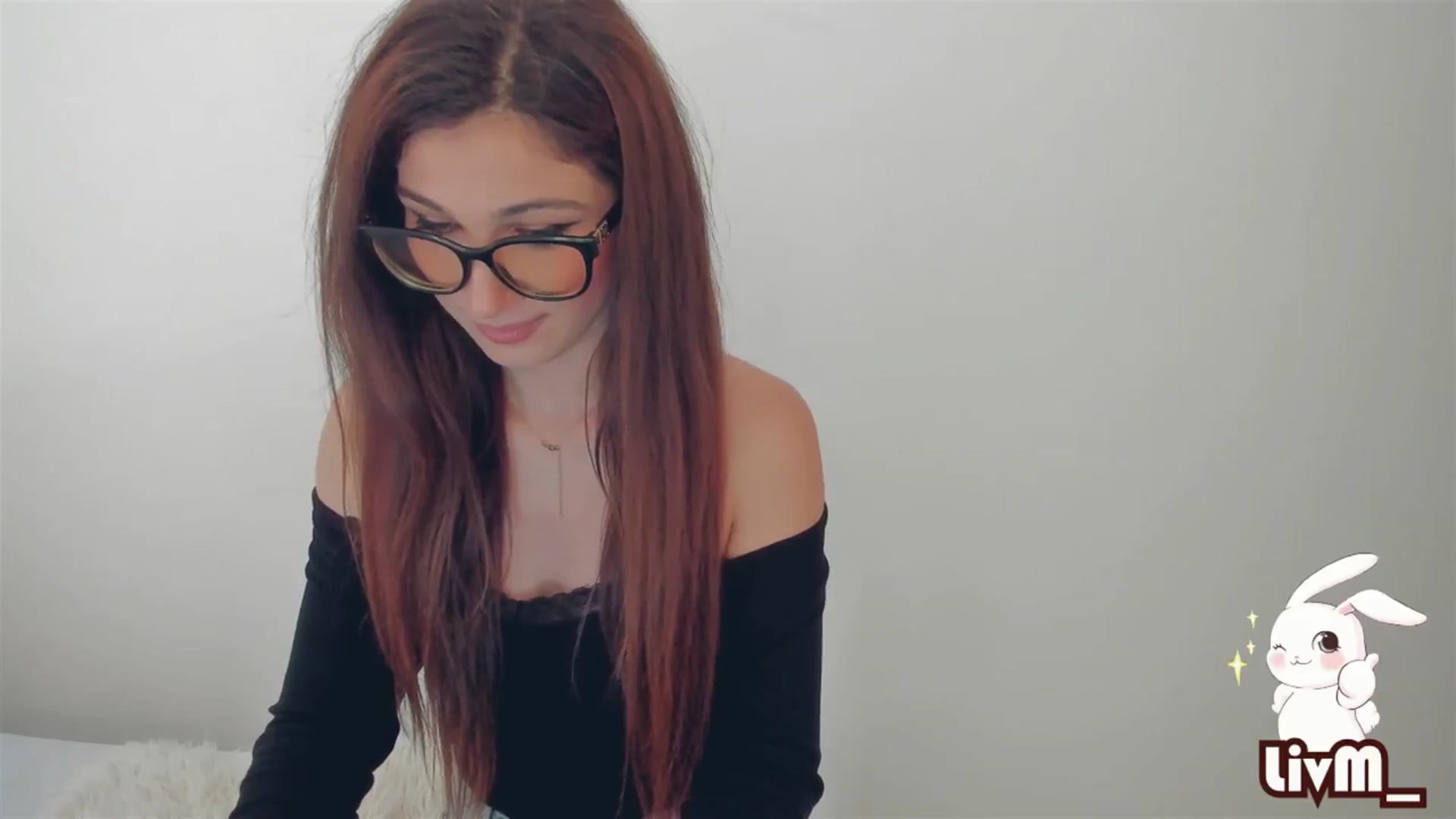 Gallery image thumbnail from LivM_'s myfreecams stream on, 03/24/2024, 09:03 image 11 of 20