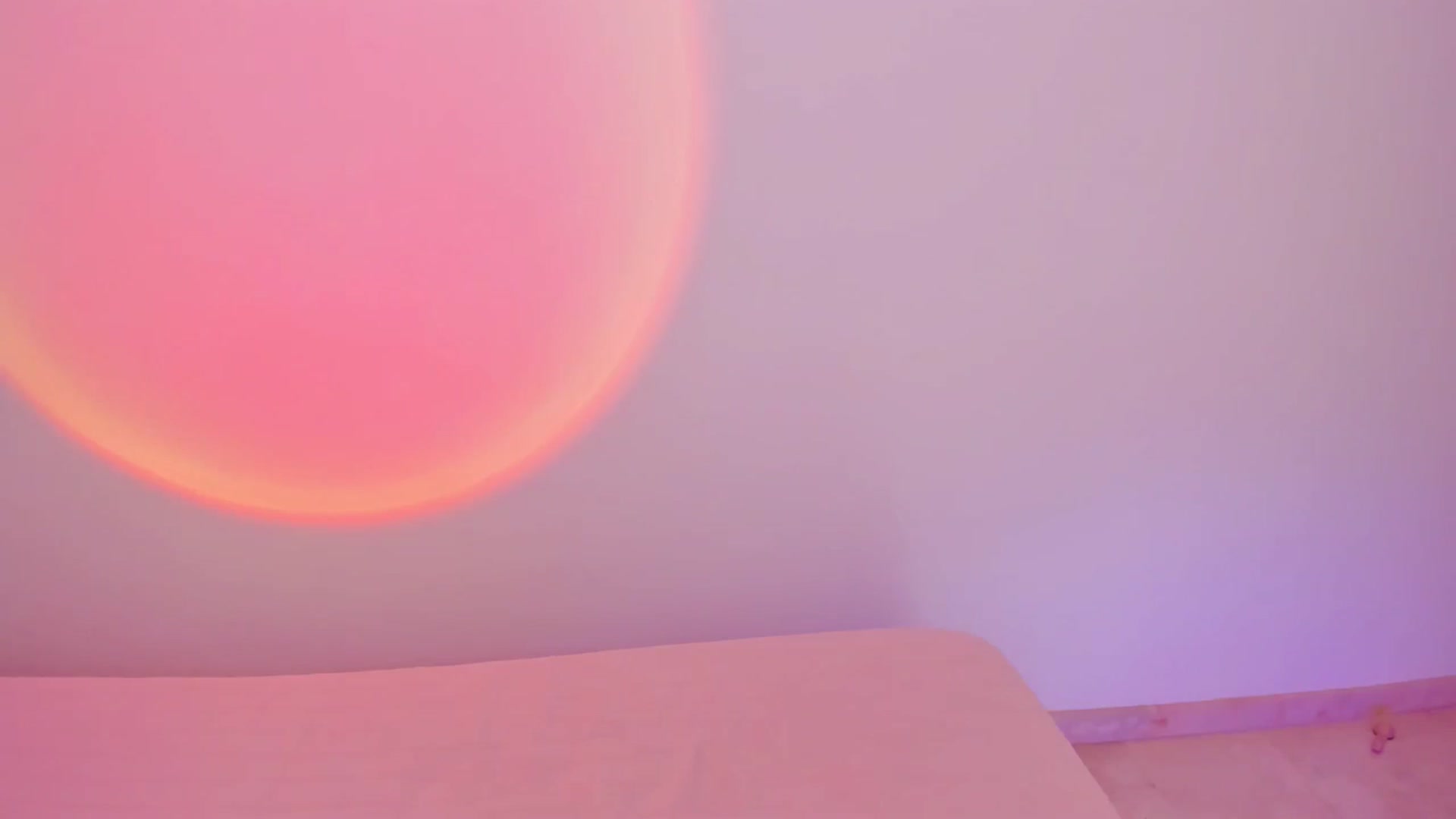 Gallery image thumbnail from LivM_'s myfreecams stream on, 05/05/2024, 07:33 image 17 of 20