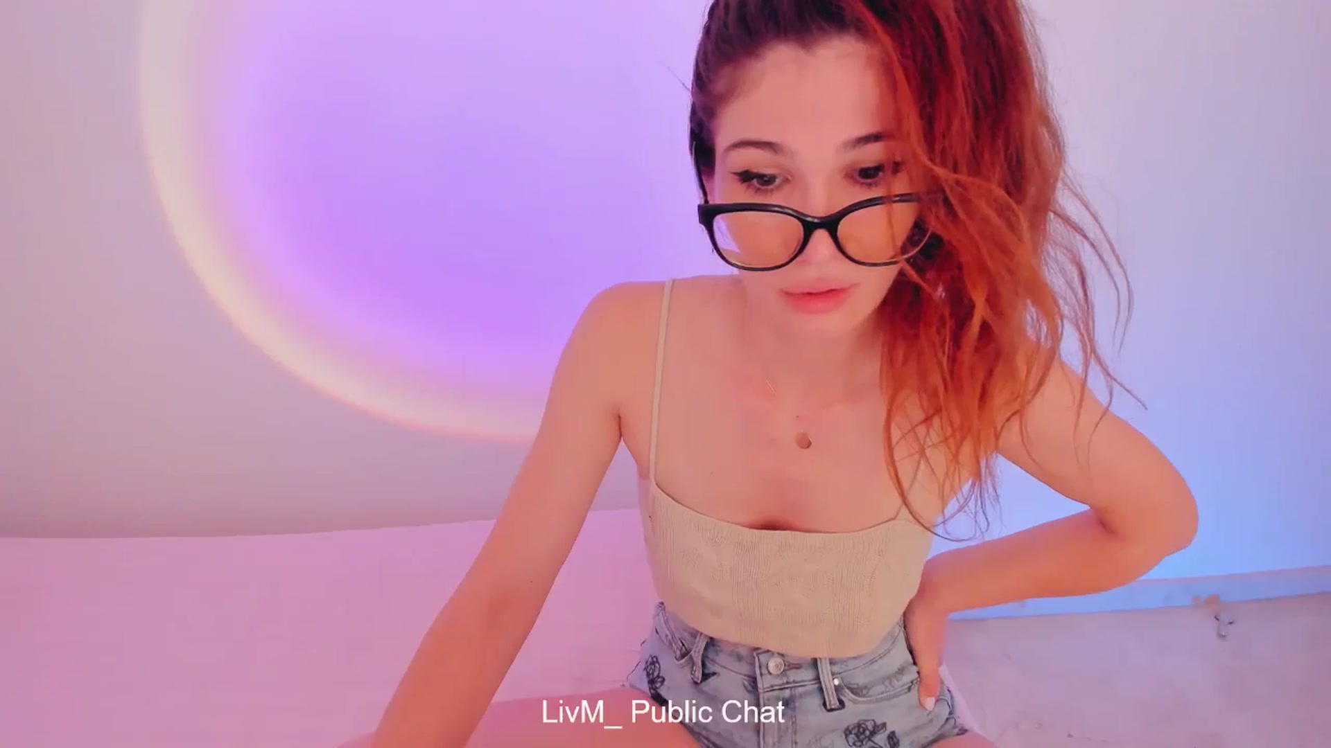Gallery image thumbnail from LivM_'s myfreecams stream on, 05/31/2024, 07:56 image 16 of 20