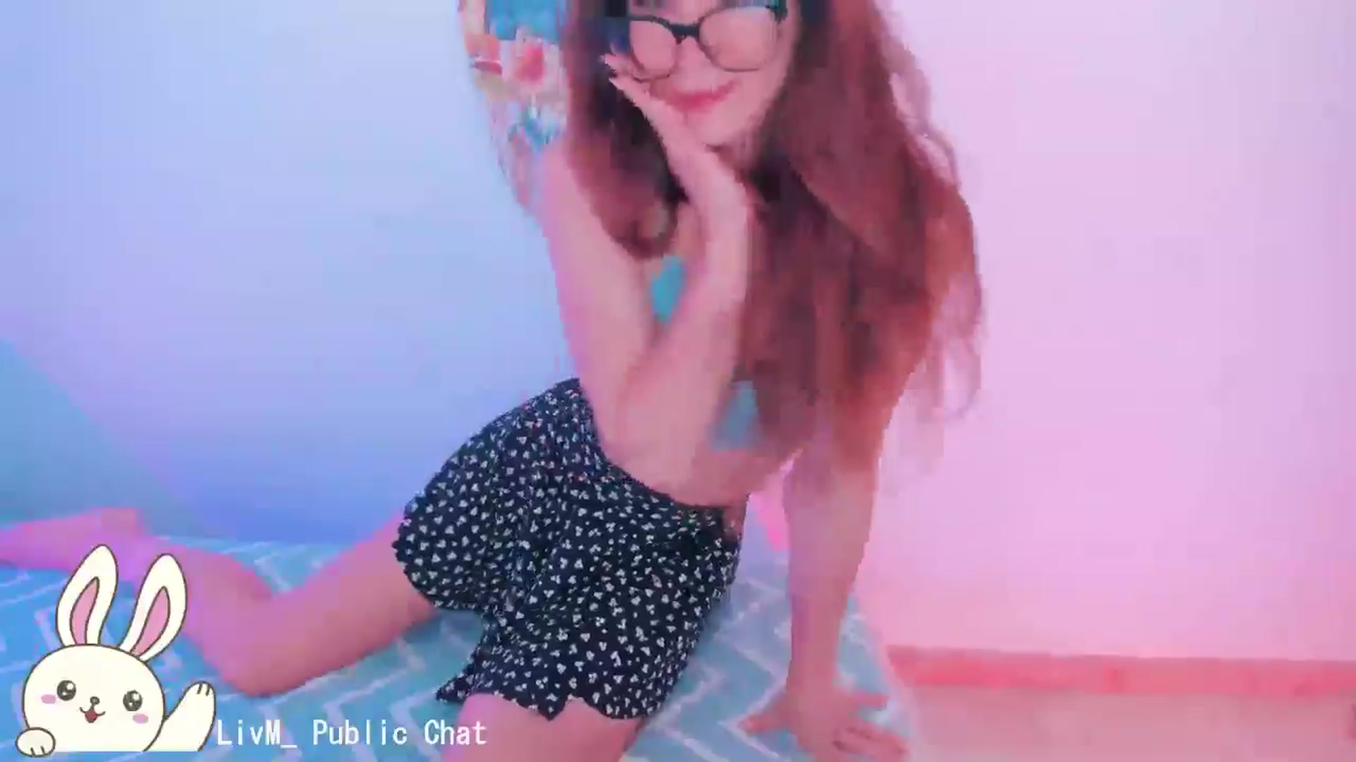 Gallery image thumbnail from LivM_'s myfreecams stream on, 06/18/2024, 07:20 image 14 of 20