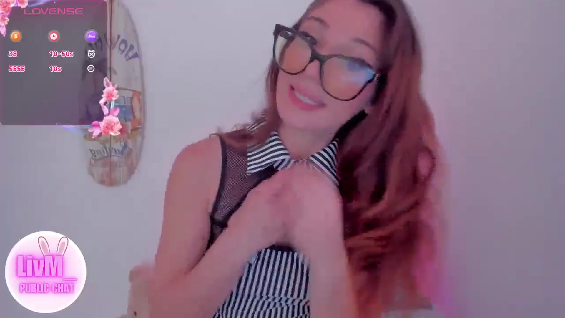 Gallery image thumbnail from LivM_'s myfreecams stream on, 09/15/2024, 09:08 image 11 of 20