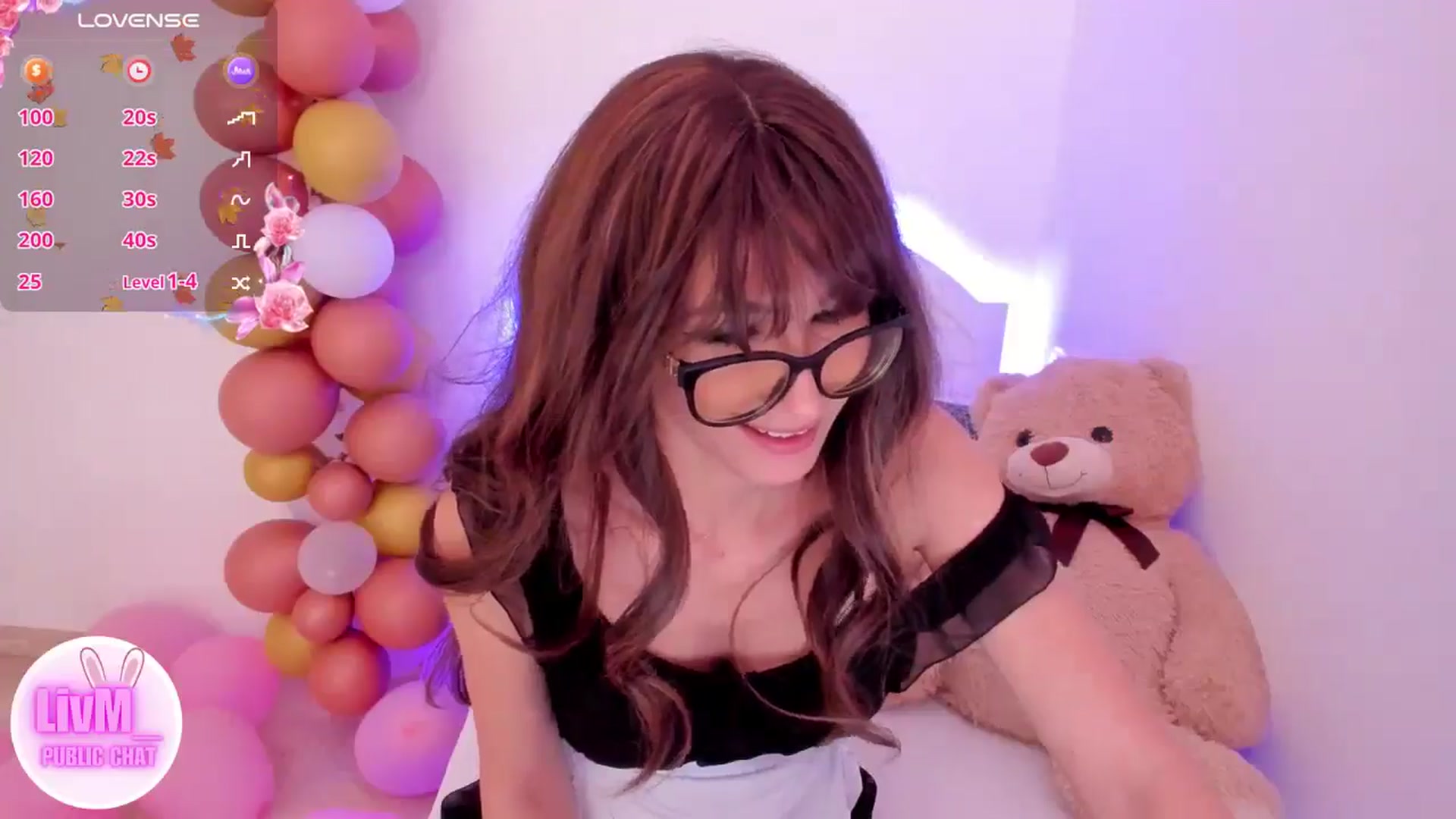 Gallery image thumbnail from LivM_'s myfreecams stream on, 10/09/2024, 08:09 image 11 of 20