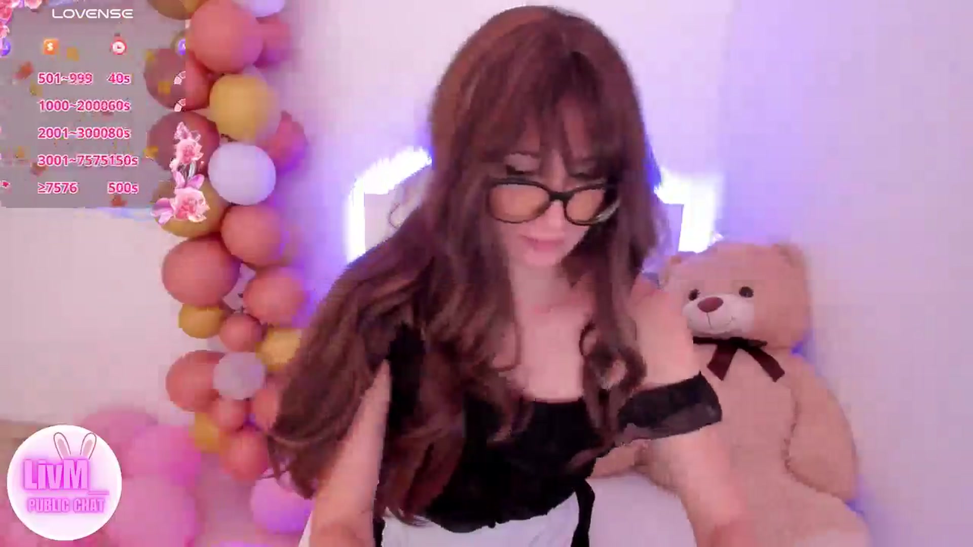 Gallery image thumbnail from LivM_'s myfreecams stream on, 10/09/2024, 08:09 image 6 of 20