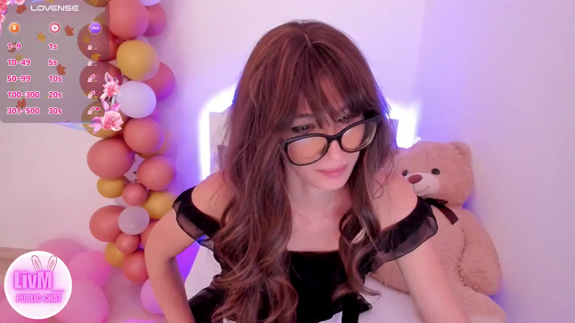 Gallery image thumbnail from LivM_'s myfreecams stream on, 10/09/2024, 08:09 image 8 of 20