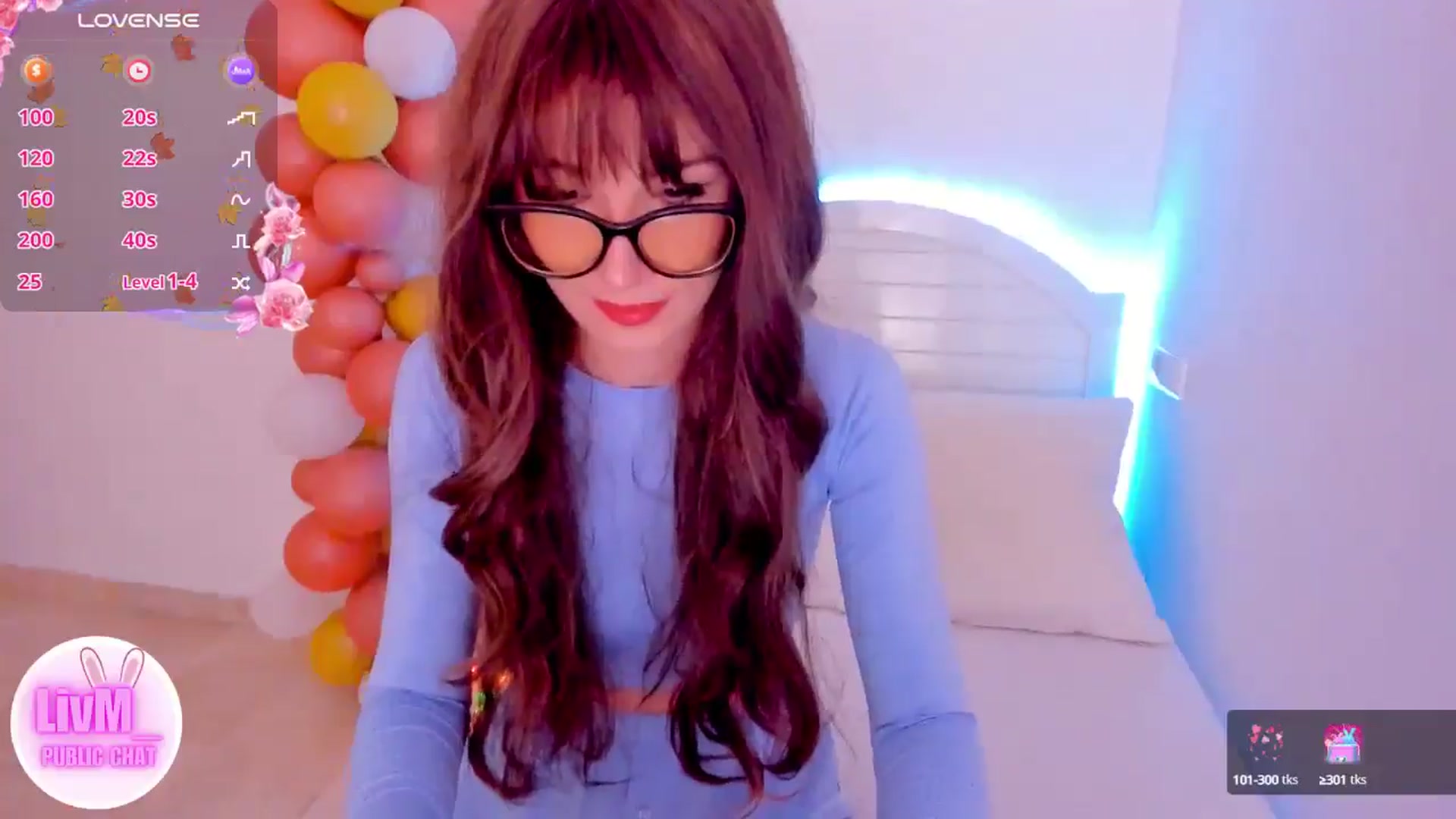 Gallery image thumbnail from LivM_'s myfreecams stream on, 10/17/2024, 07:37 image 7 of 20