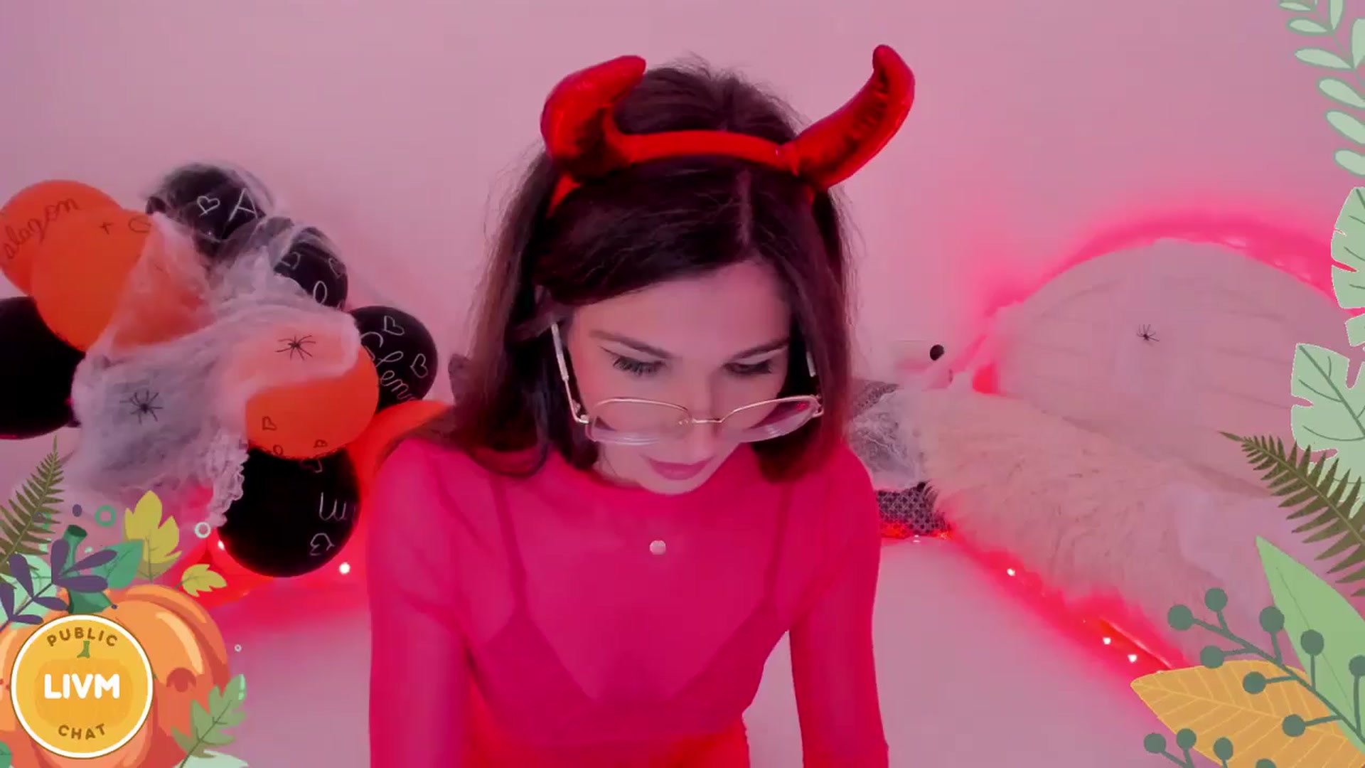 Gallery image thumbnail from LivM_'s myfreecams stream on, 10/30/2024, 08:40 image 20 of 20