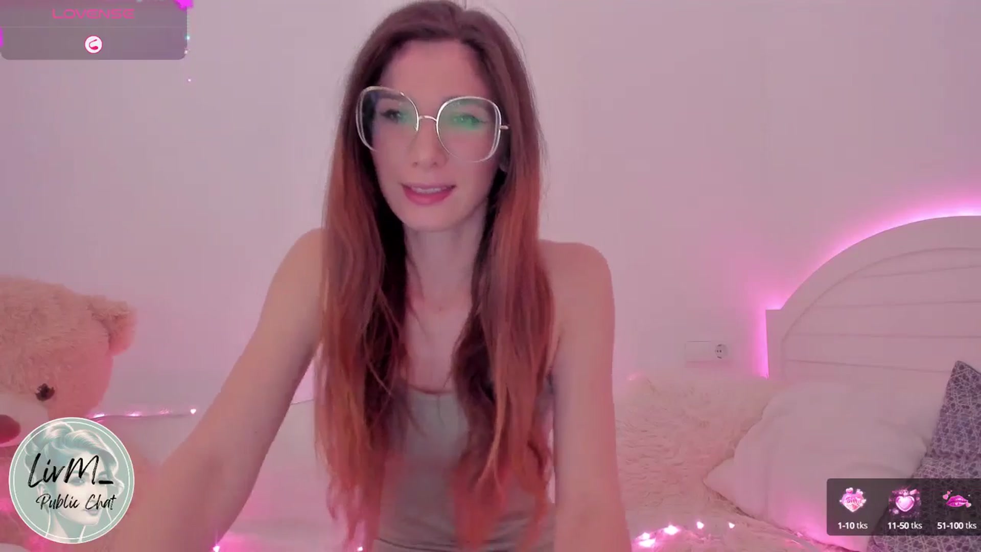 Gallery image thumbnail from LivM_'s myfreecams stream on, 12/05/2024, 09:34 image 13 of 20
