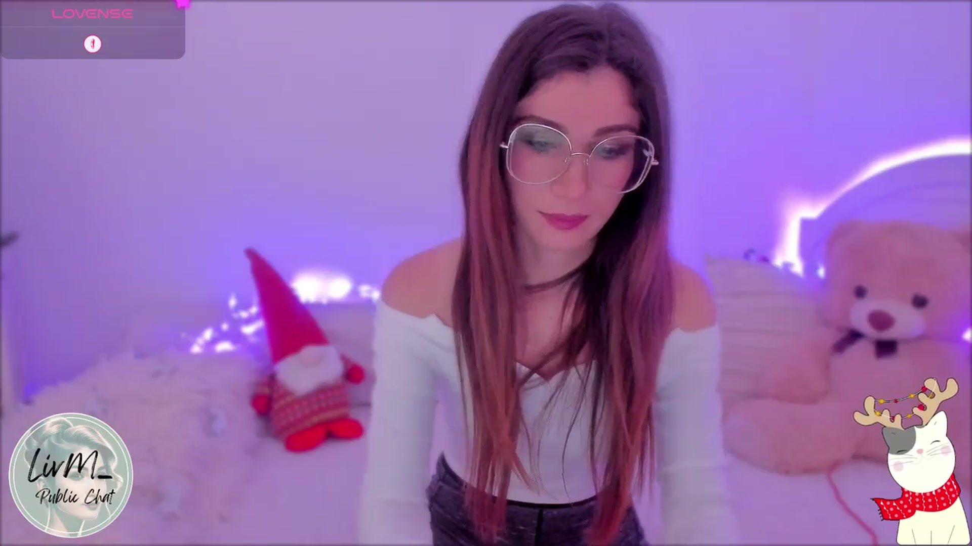 Gallery image thumbnail from LivM_'s myfreecams stream on, 12/16/2024, 09:48 image 11 of 20
