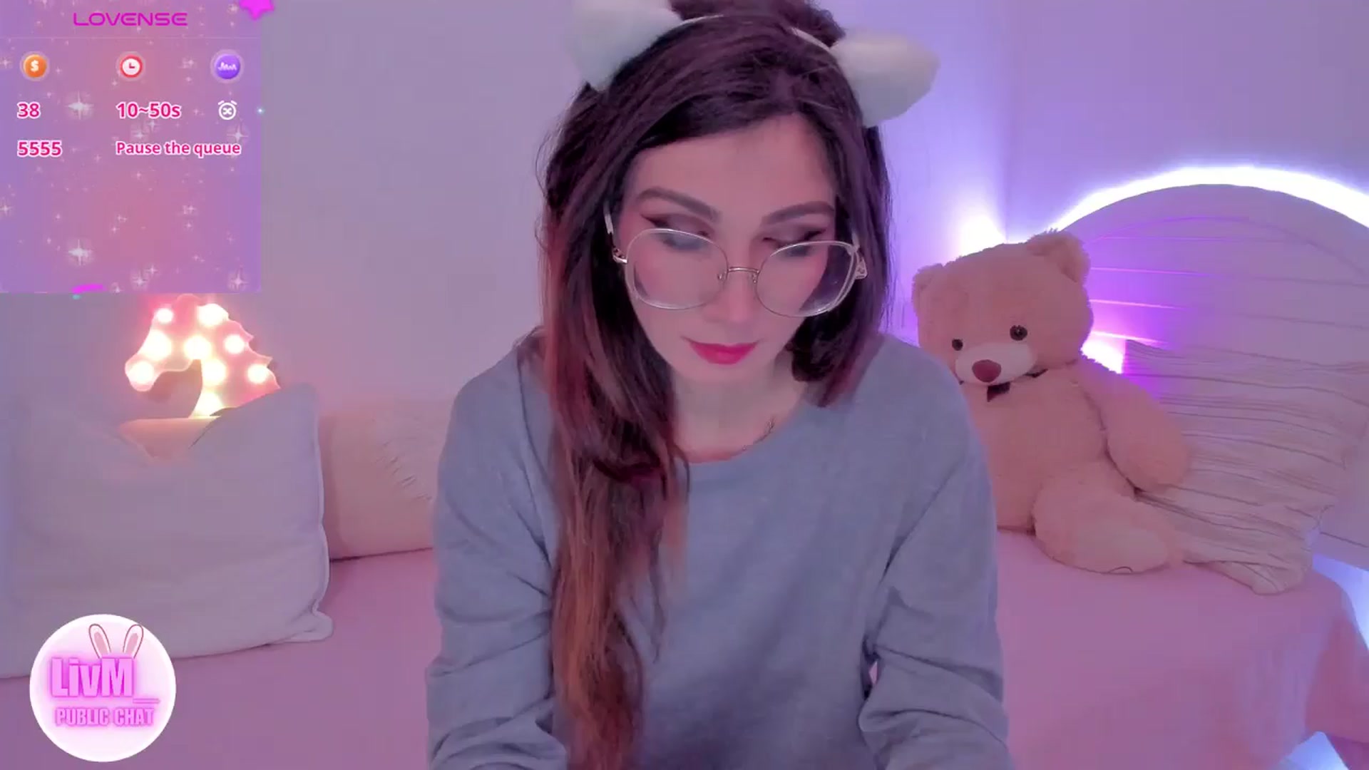 Gallery image thumbnail from LivM_'s myfreecams stream on, 01/17/2025, 09:27 image 2 of 20